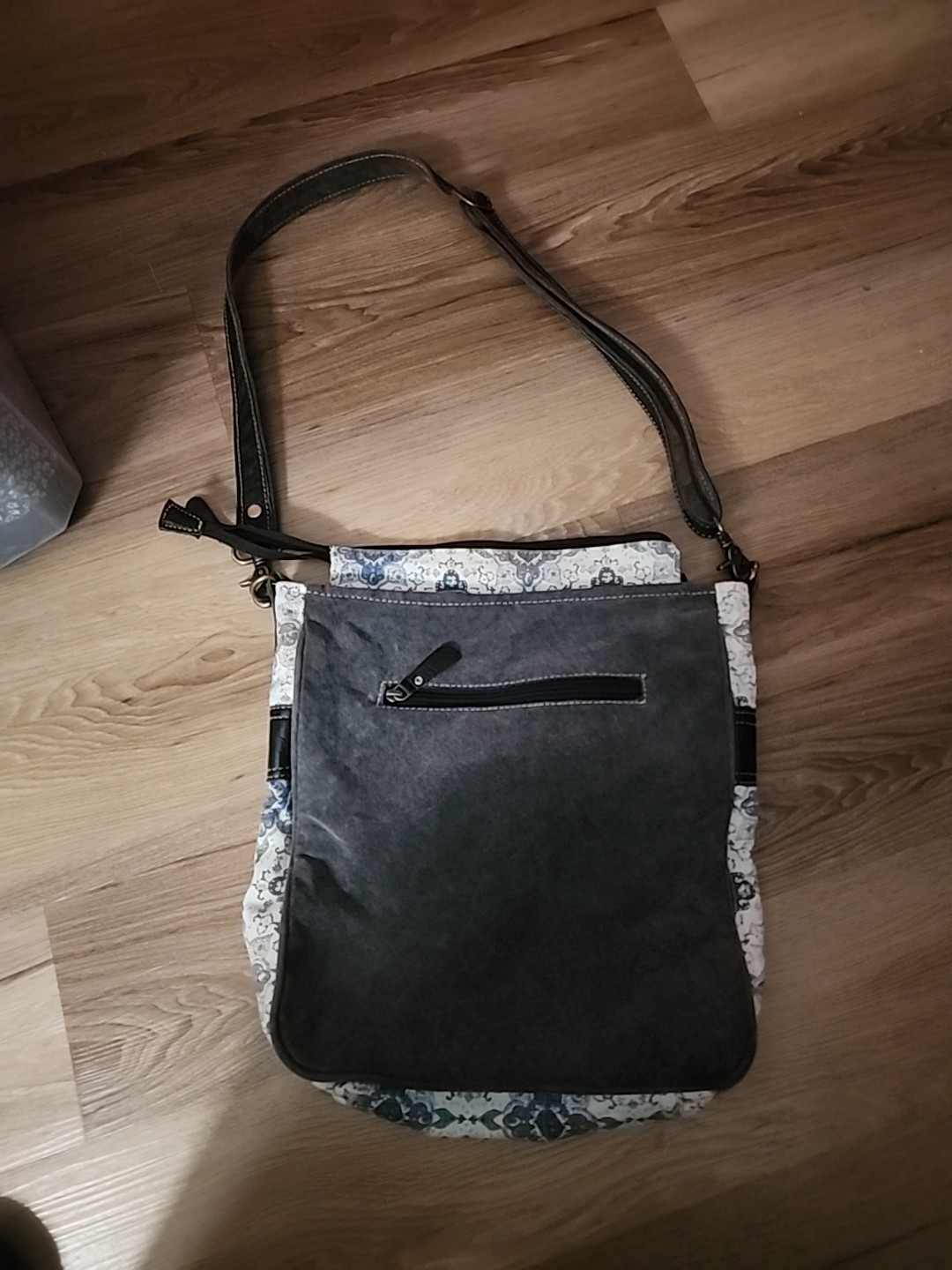 Myra Starsite Ranch Shoulder Bag