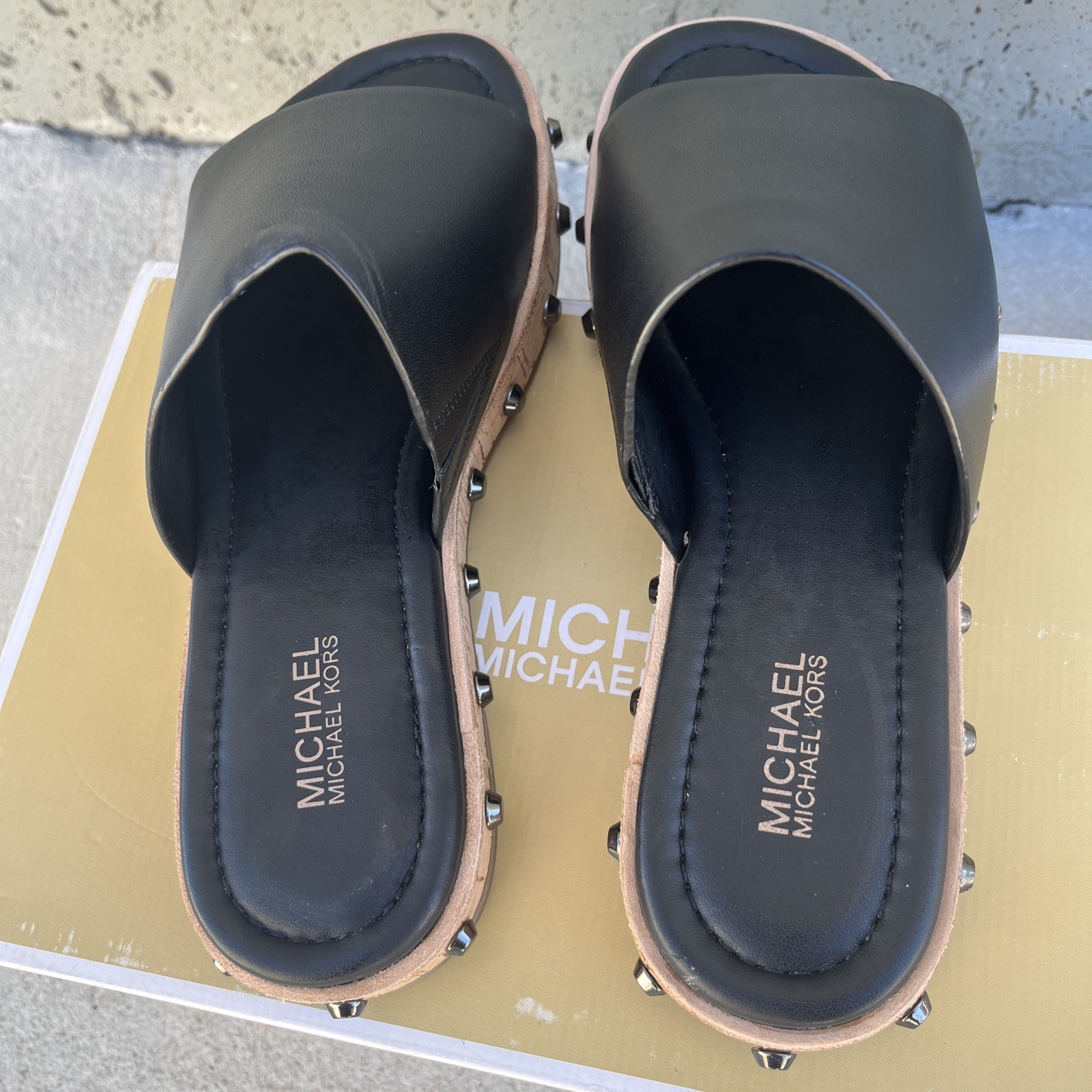 Michael Kors Ellen Slide Sandals Shoes Black Leather Rivets Accent Size 5 M New