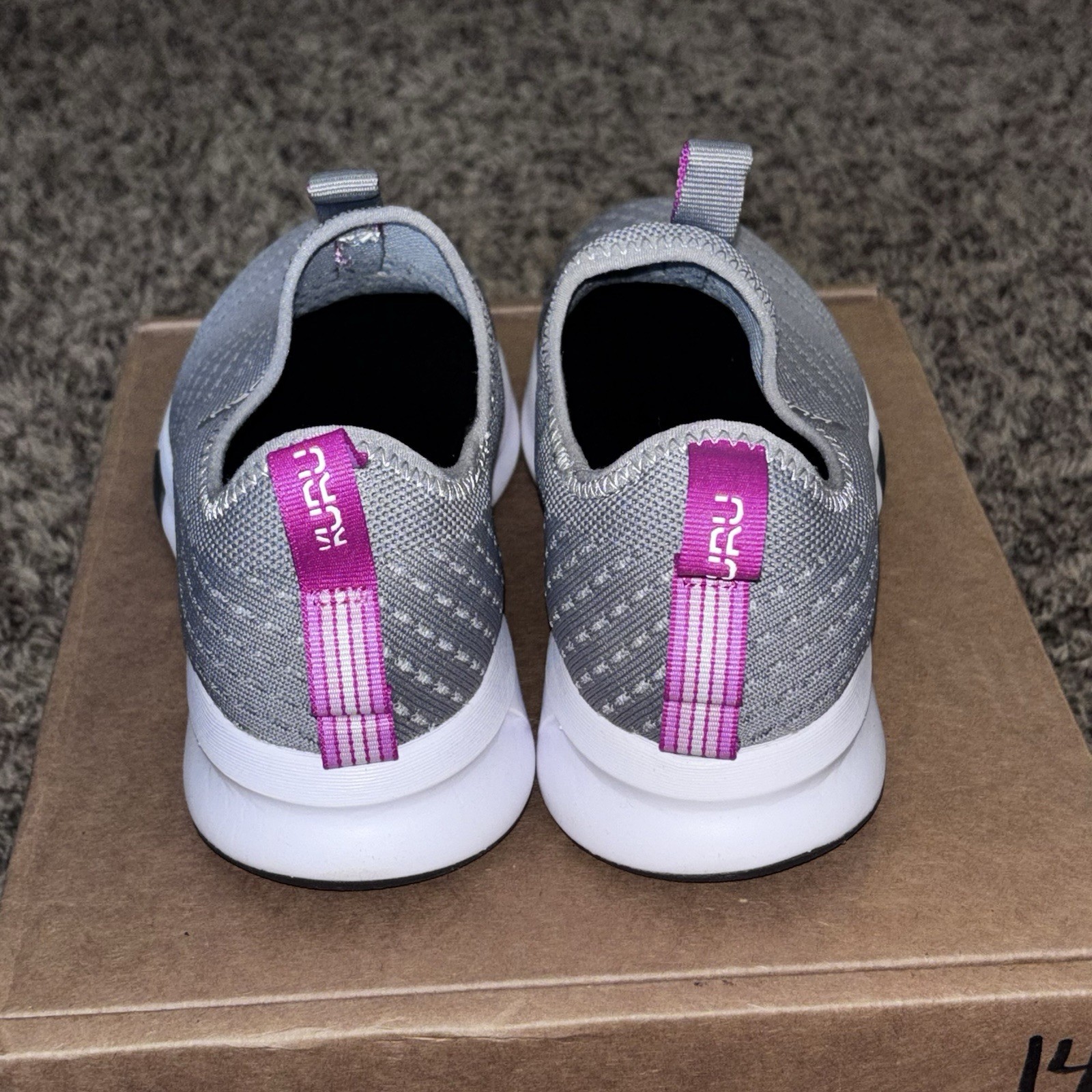Kuru Atom Womens Size 7.5 Gray White Pink Walking Slip On Shoes Sneakers New