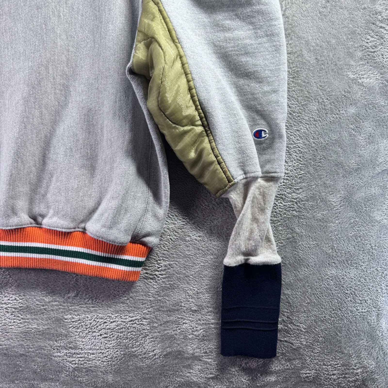 Retro Champion Reverse Weave Sweatshirt Womens Medium Gray Crewneck Pullover
