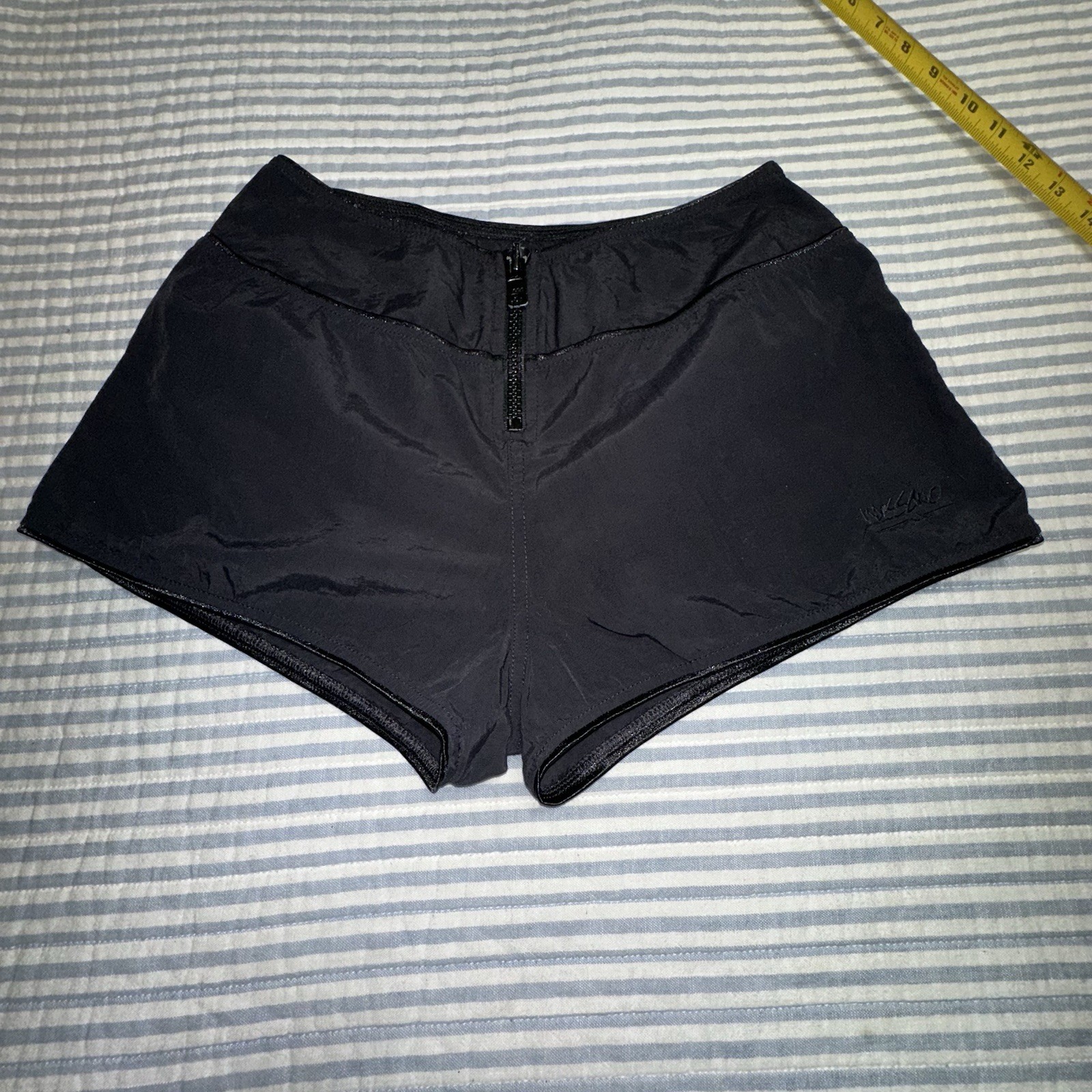 Vintage Mossimo Black Women’s Shorts High Waist Zip Front YKK Closure Size S