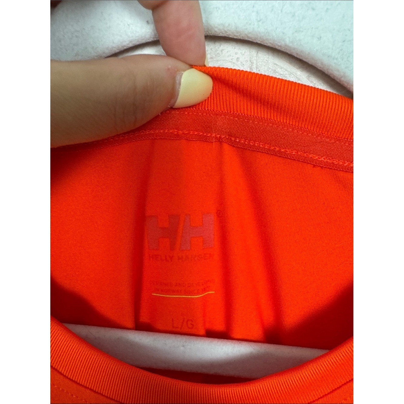 Helly Hansen Ocean Cropped Tank Top Bright Orange Large Neon Sleeveless NWT