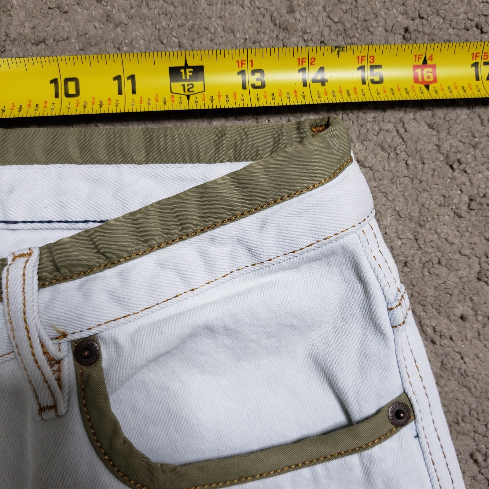 Diesel Jeans Mens 29×30 D-Viker White Straight Leg Button Fly Y2K Denim Rare