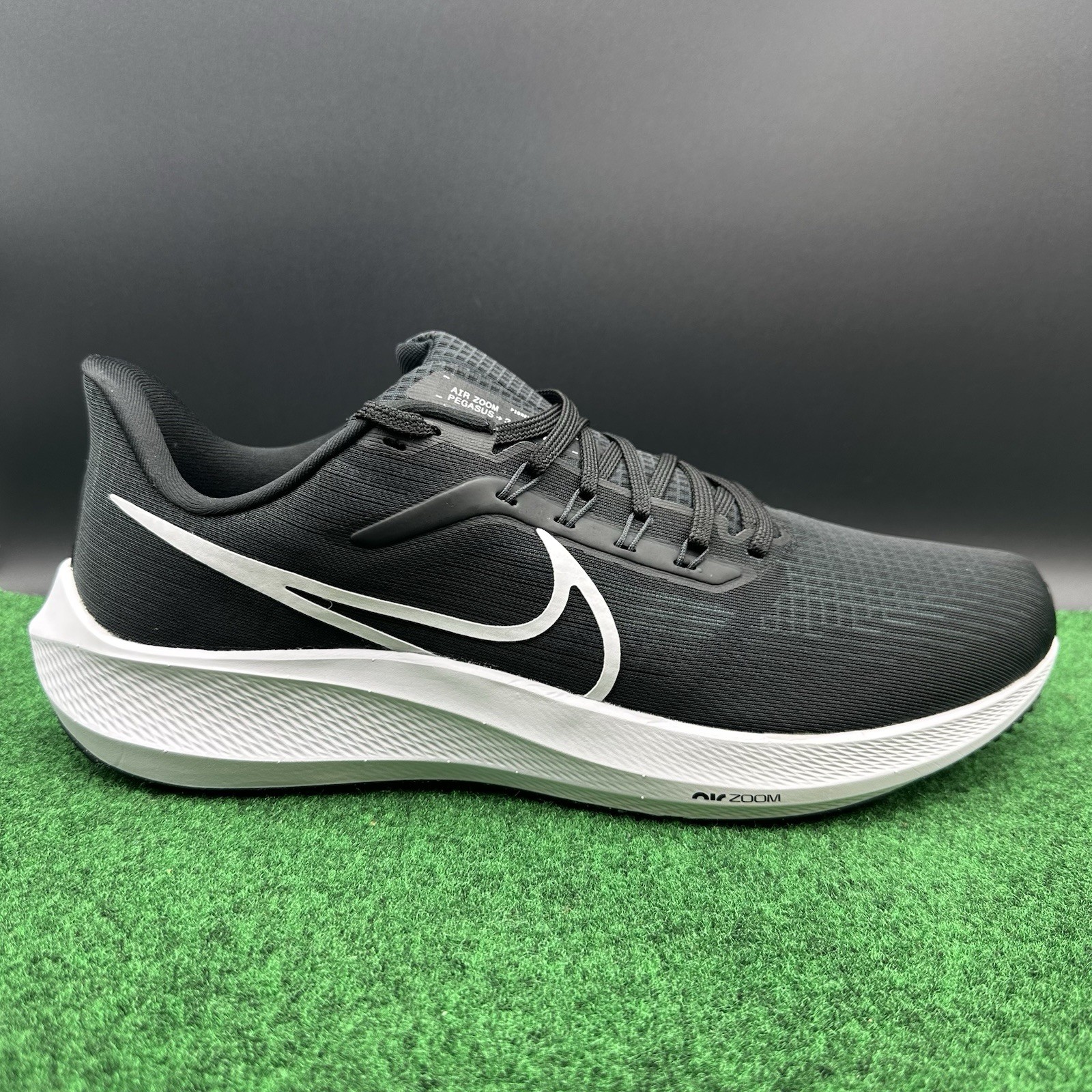 Nike Air Zoom Pegasus 39 Men’s Size 13 Black White Athletic Shoes DH4071 001