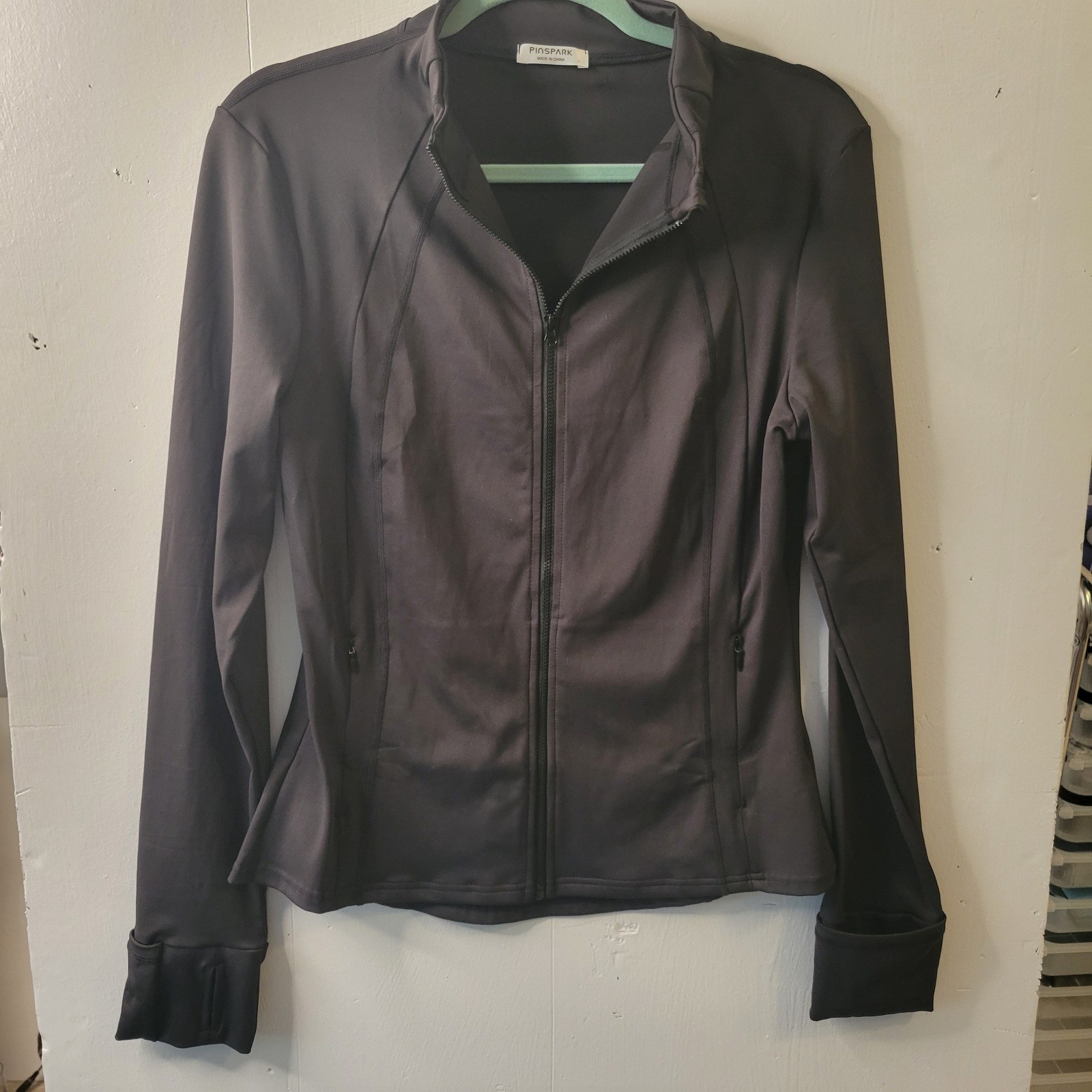 Women’s Black Full Zip Athletic Jacket Thumbhole Performance Activewear Size L