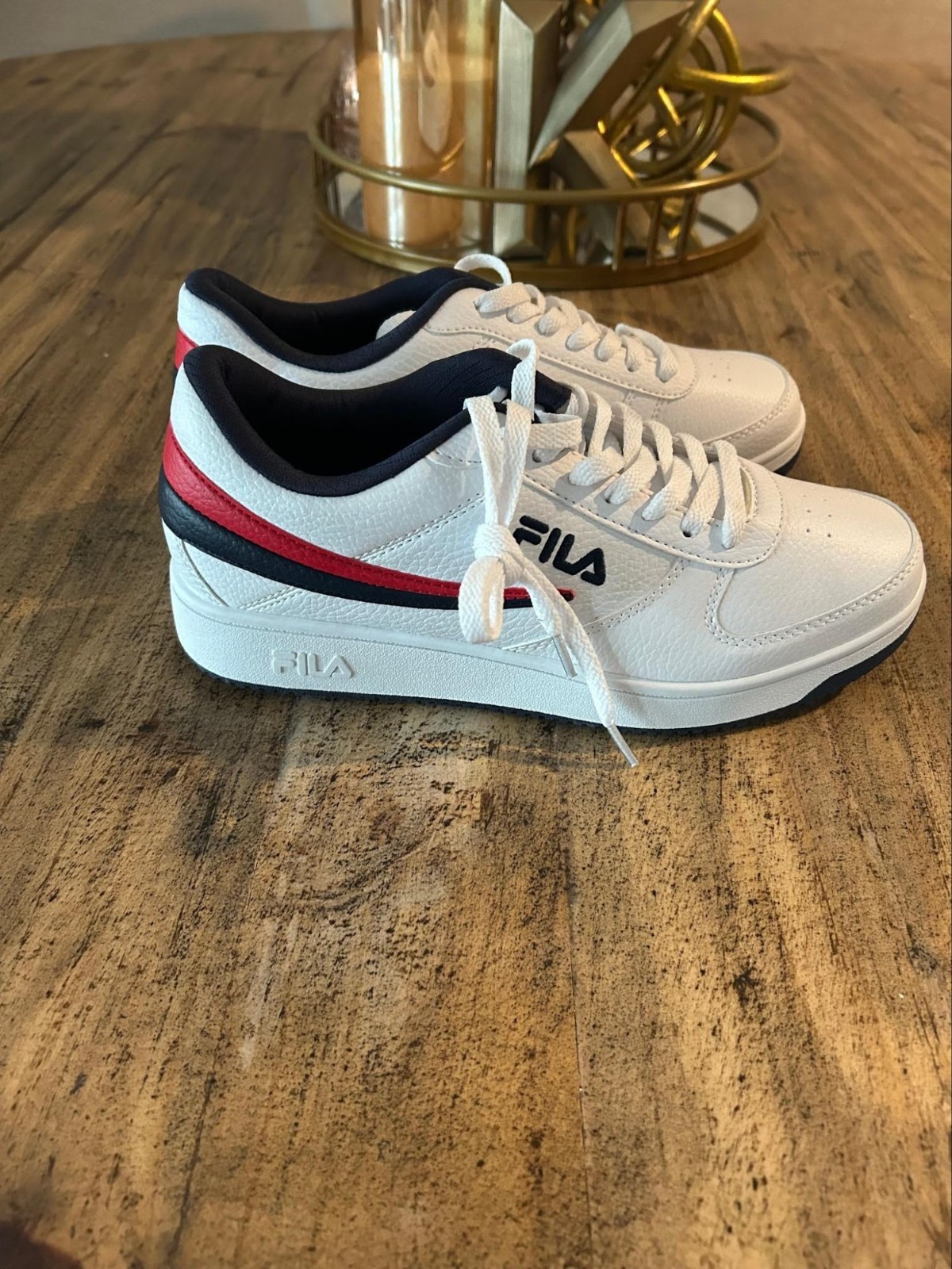 Fila A-Low Men’s Court Sneaker White Size 9.5M Style 1CM00551-125