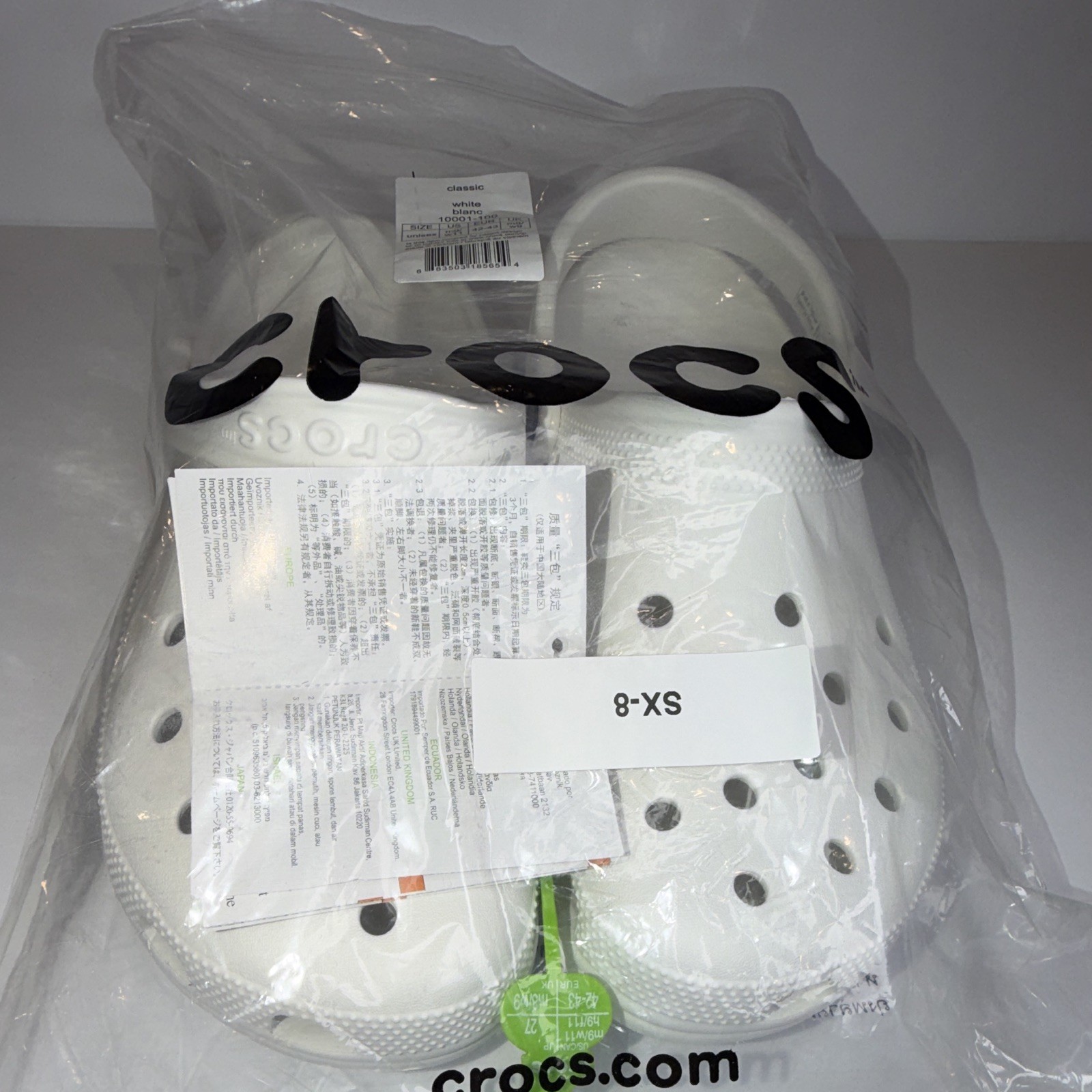 Crocs Classic Men’s 9 Rubber Slip-On Clog White Logo Accent Casual Shoes
