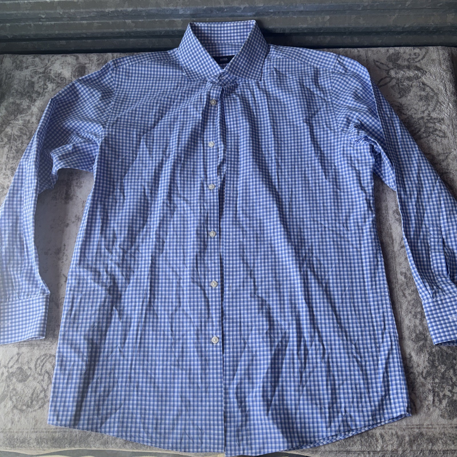 Hugo Boss Dress Shirt Mens 16.5 32/33 Blue Plaid Sharp Fit Casual