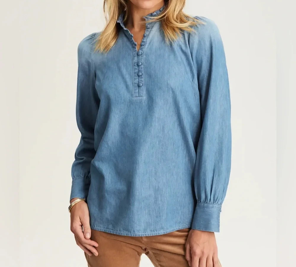 NWT’s $89 J.Jill Women’s Sunderland Wash Indigo Stand Collar Blouse Top SZ M