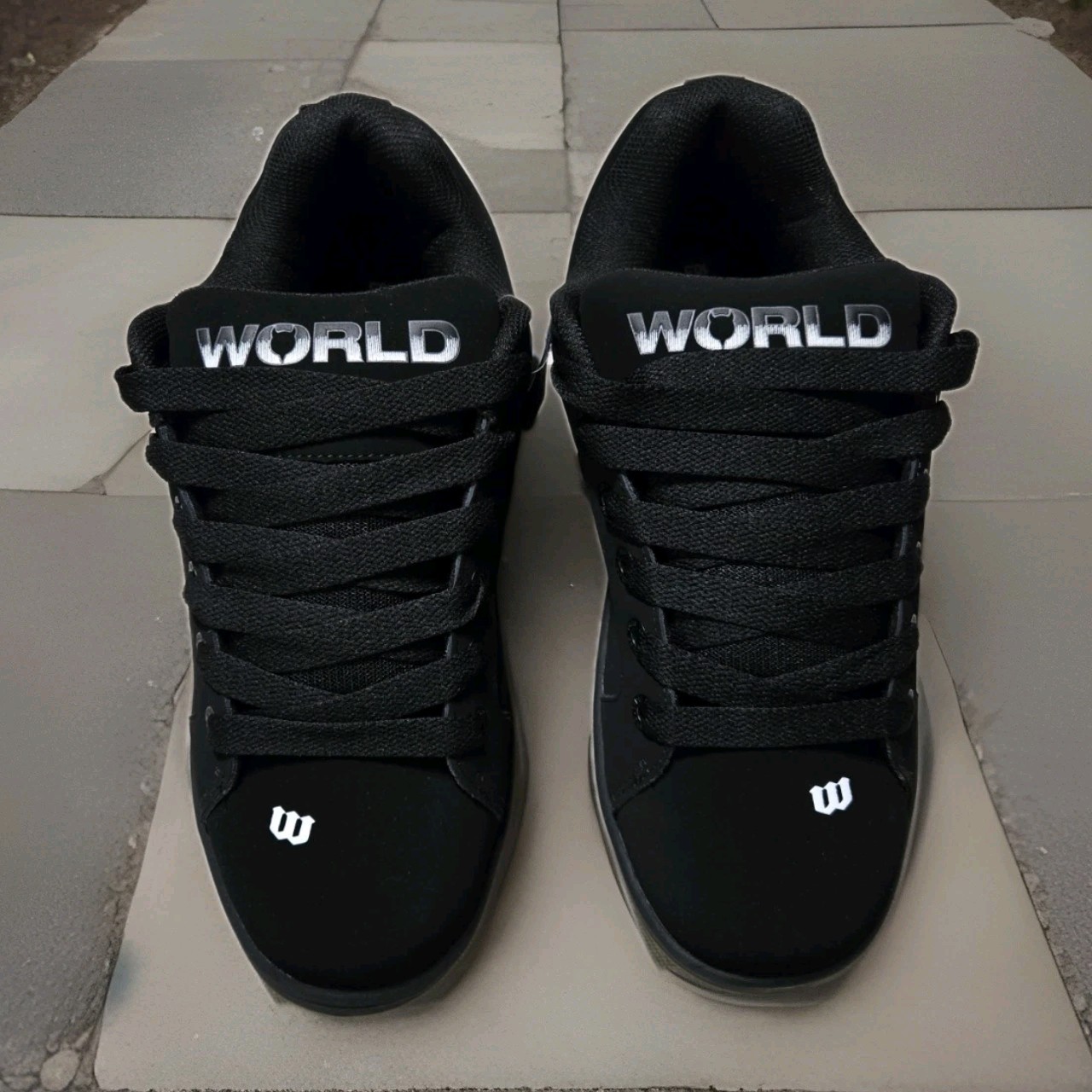 Men’s World Industries Reflect Skate Shoes – Black/White