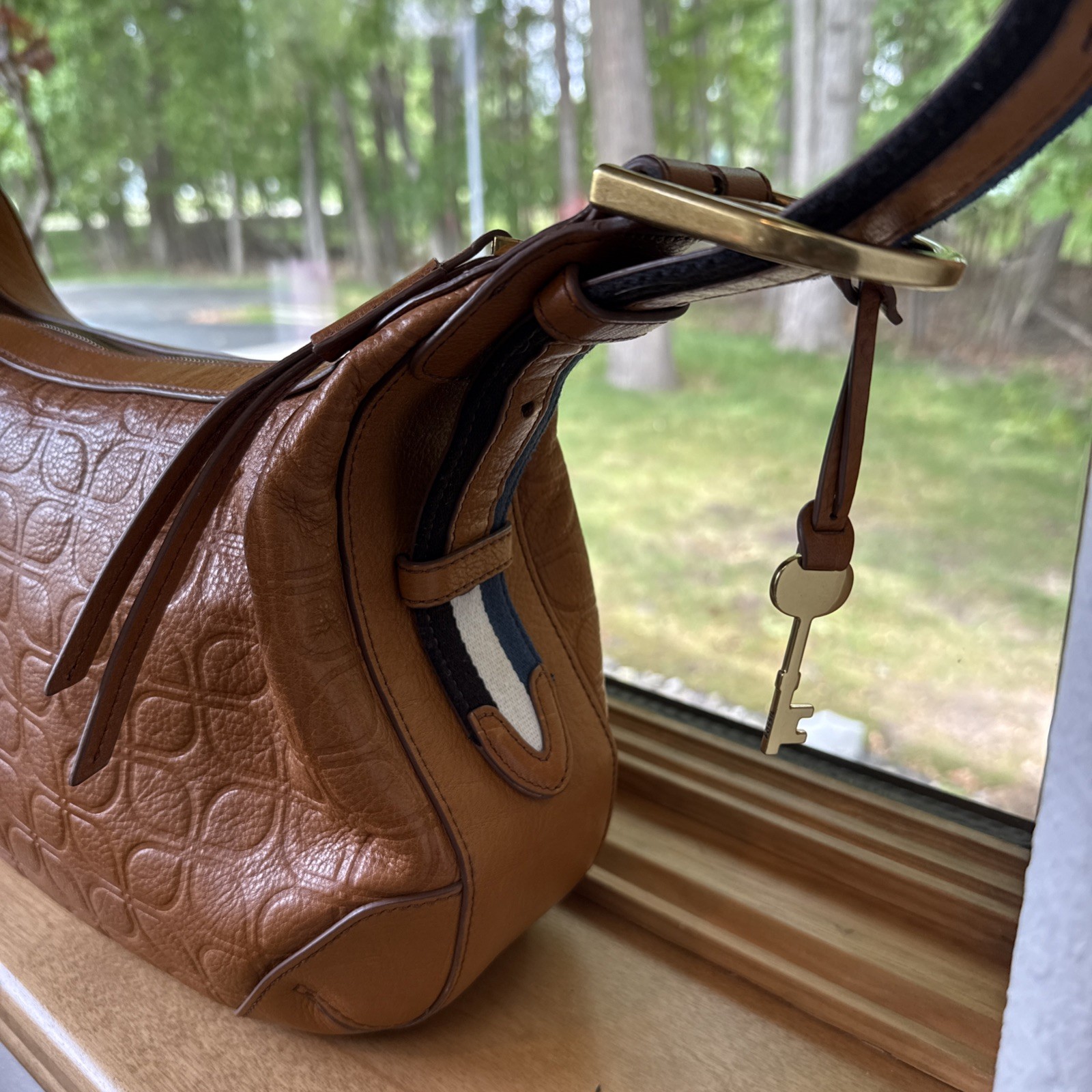 Fossil Hannah Signature Hobo Shoulder Bag Camel Tan Embossed Leather Brass