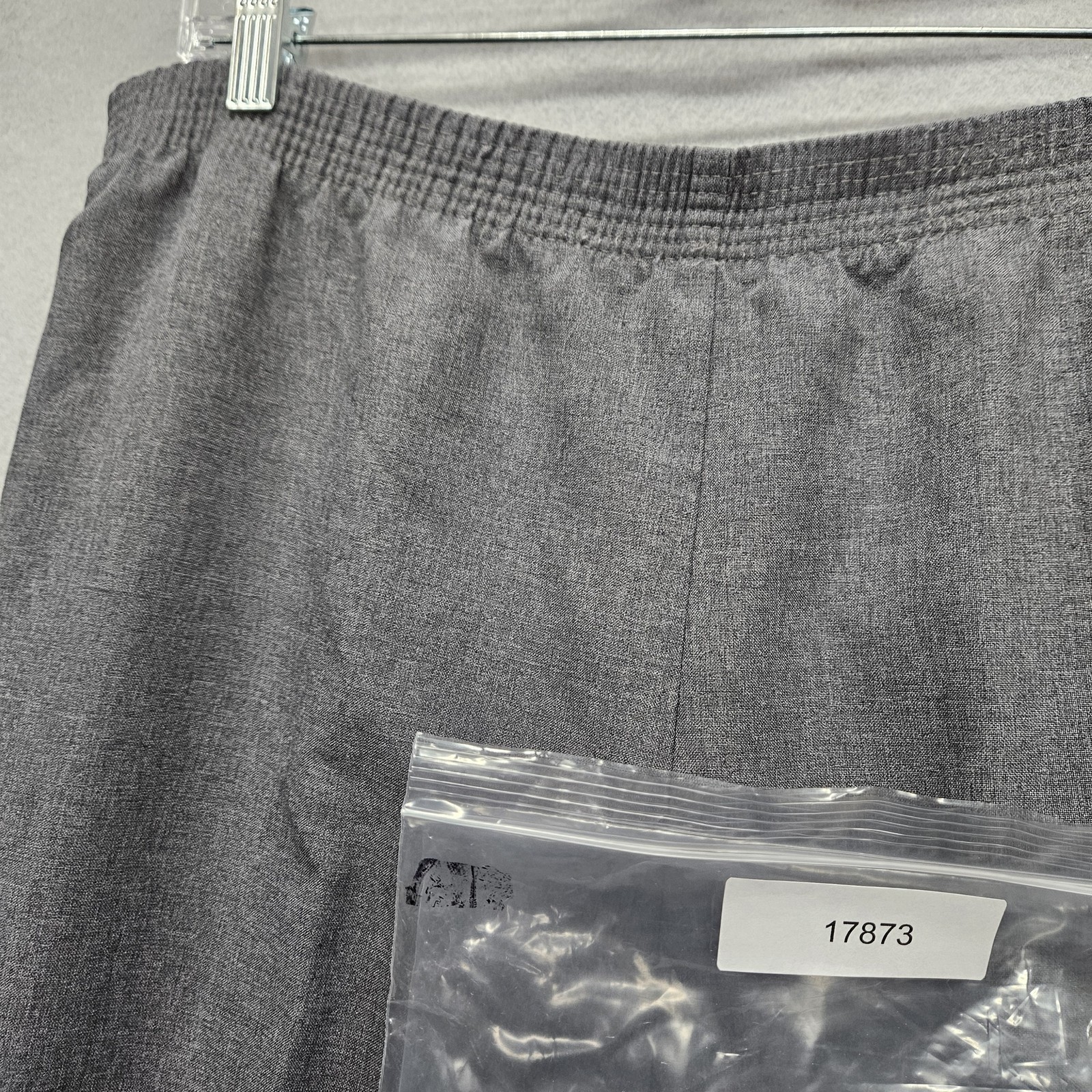 Alia Women’s Size 19CM Gray Trousers Pants