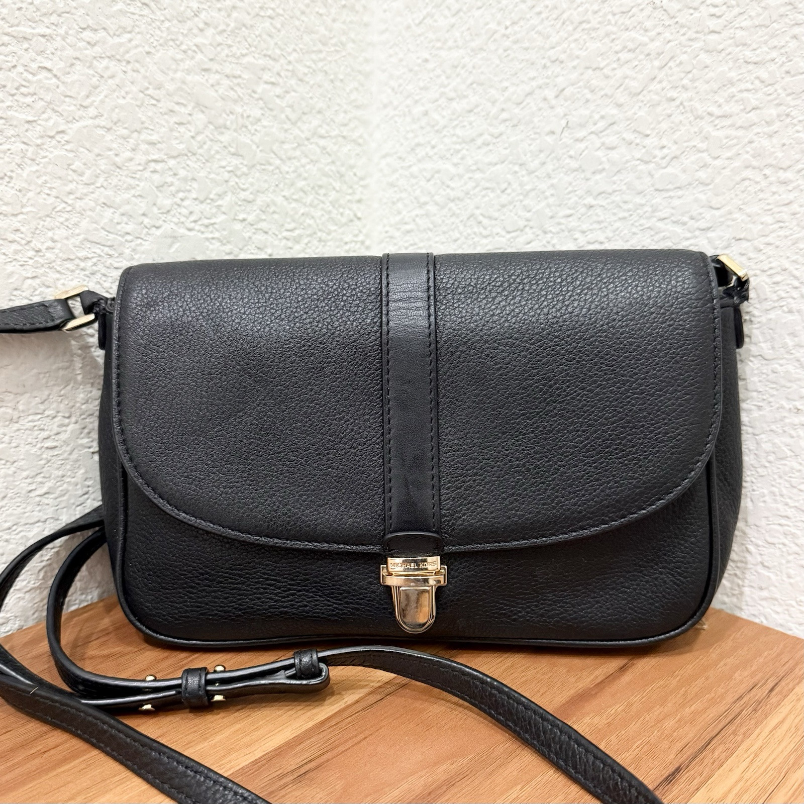MICHAEL KORS Charlton Push Lock Accent Black Leather Crossbody Bag