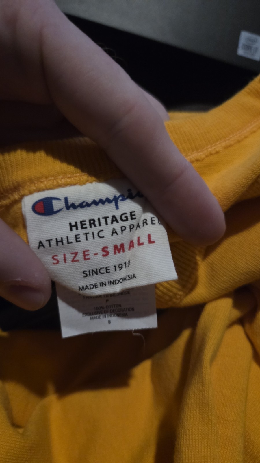 Champion Heritage Long Sleeve T-Shirt Mens Small Gold Script Logo Tee T3822 BYC