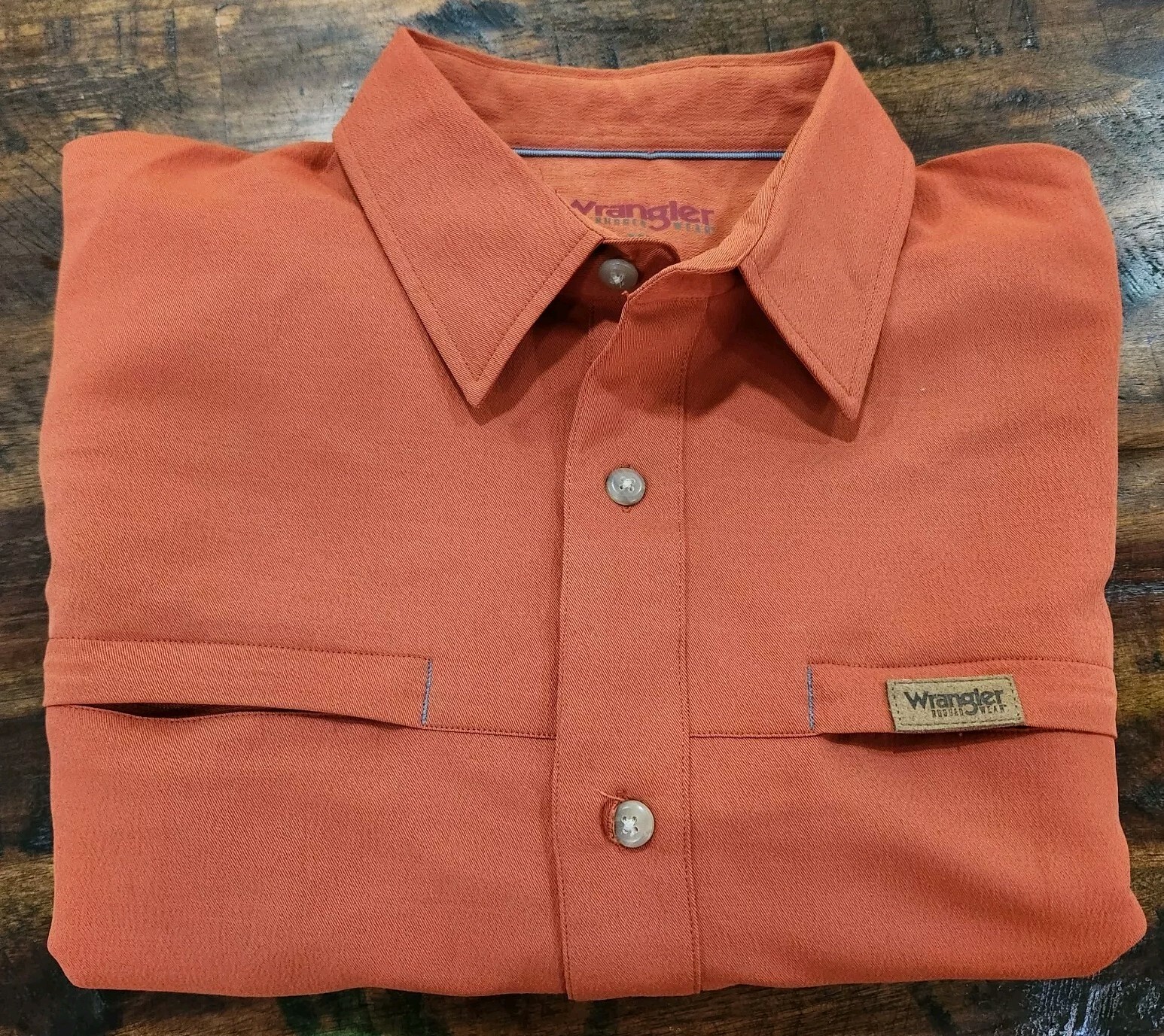 Wrangler Rugged Wear Mens Shirt XL Long Sleeves Button Up Zippered Pockets Logo