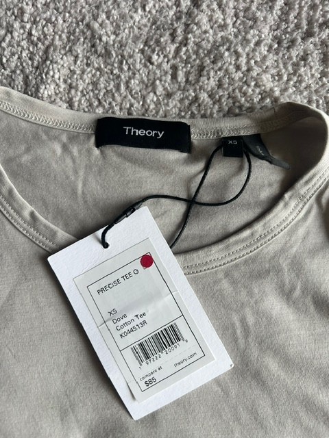 Theory Men’s 100% Pima cotton Precise T Shirt XS in Dove Orig. $85