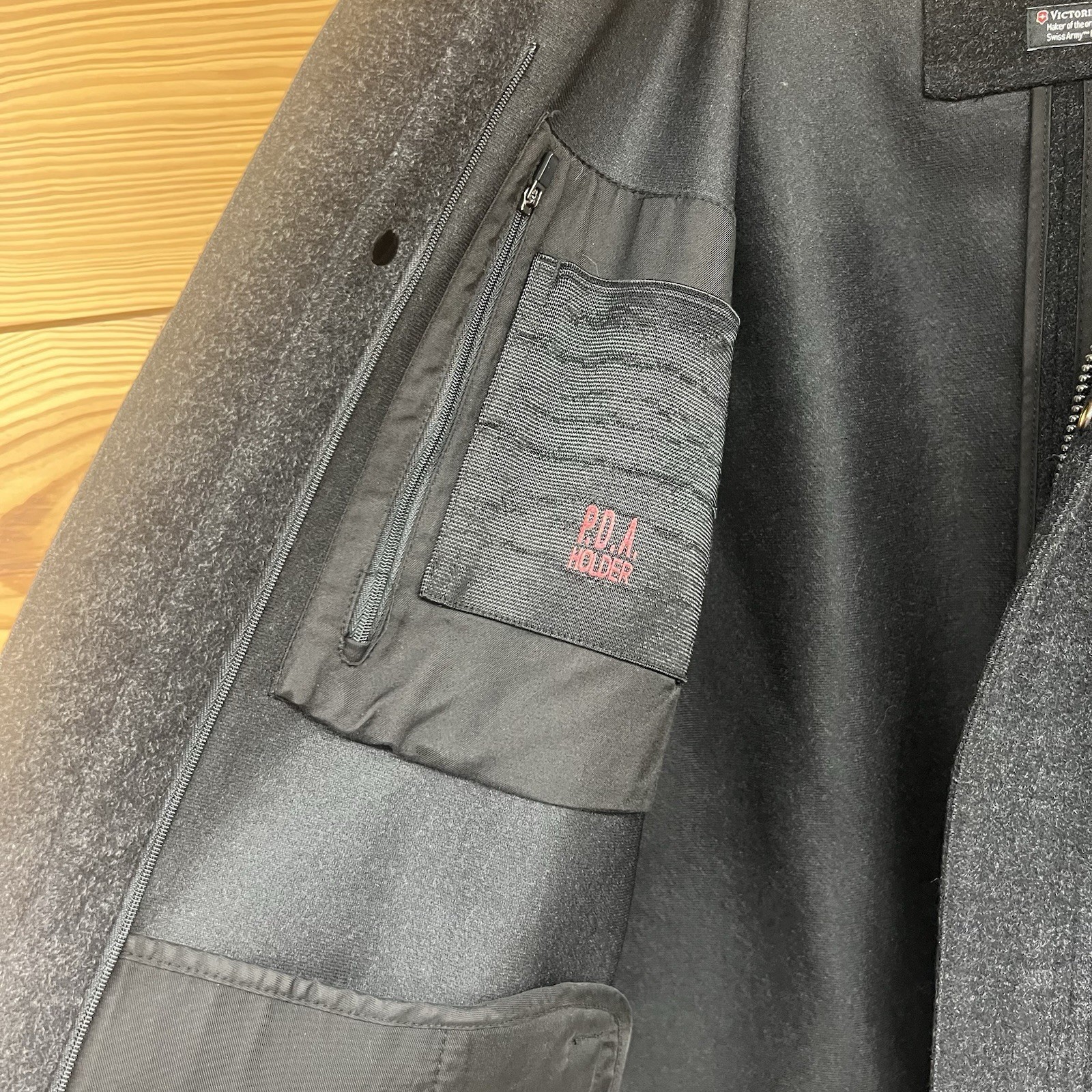 Victorinox Swiss Army Wool Field Jacket Mens Large Gusseted Gray Zip Snap HR