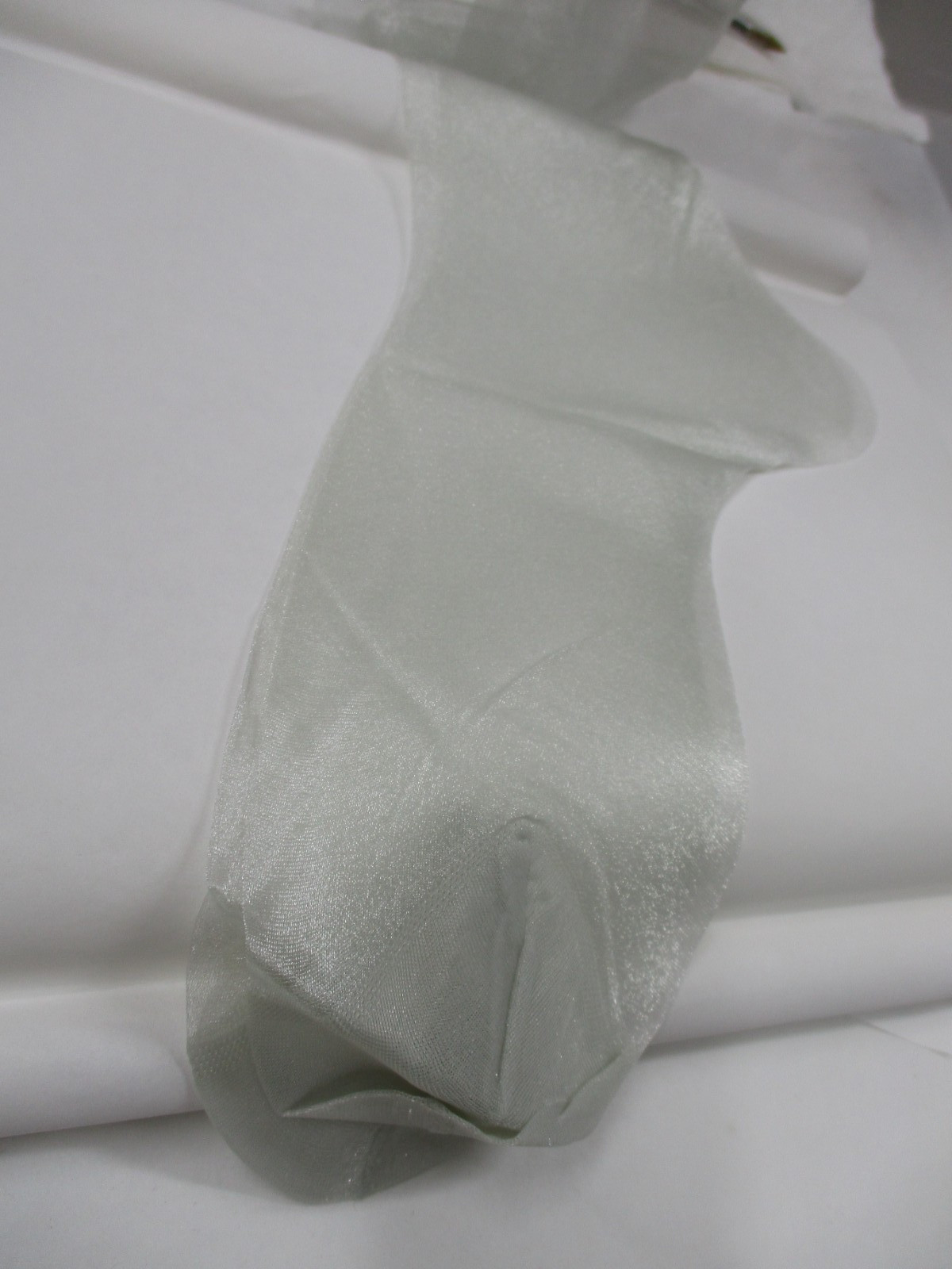 1 PR VINTAGE NINA RICCI RT FLAT KNIT SHEER NYLON STOCKINGS 110M SPARKLE SILVER