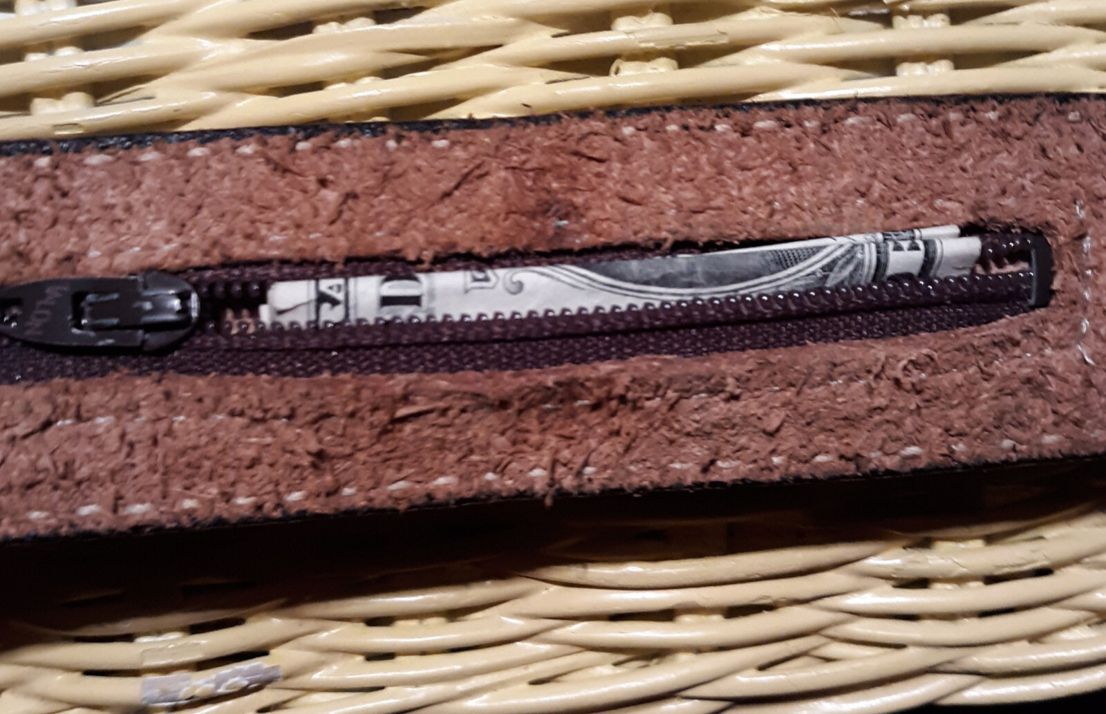 VTG DunDee Tooled Leather Zip $$ Belt 80sRainTree Buckle Eagle “Bare Arms”Sz 38
