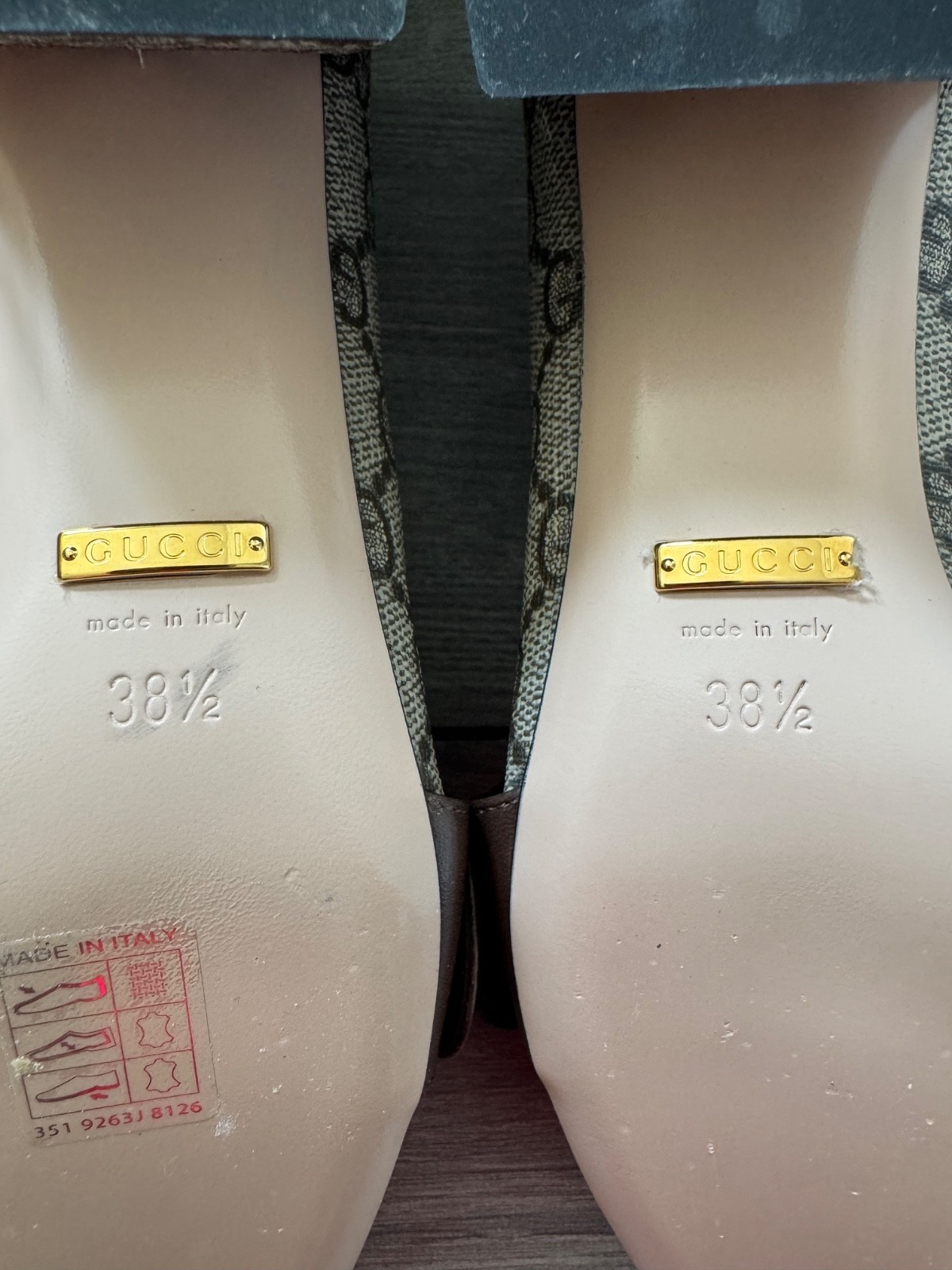 AUTHENTIC GUCCI SUPREME MALAGA KID BEIGE/EBONY PUMPS, DUST BAG, NIB $990, 38.5