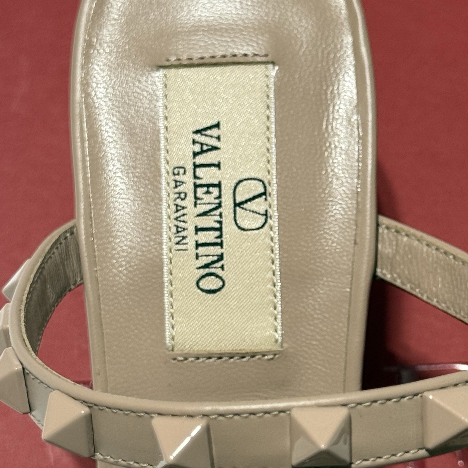Valentino Garavani Rockstud Slide Sandals Block Heel Leather Nude US 8.5 EU 38.5
