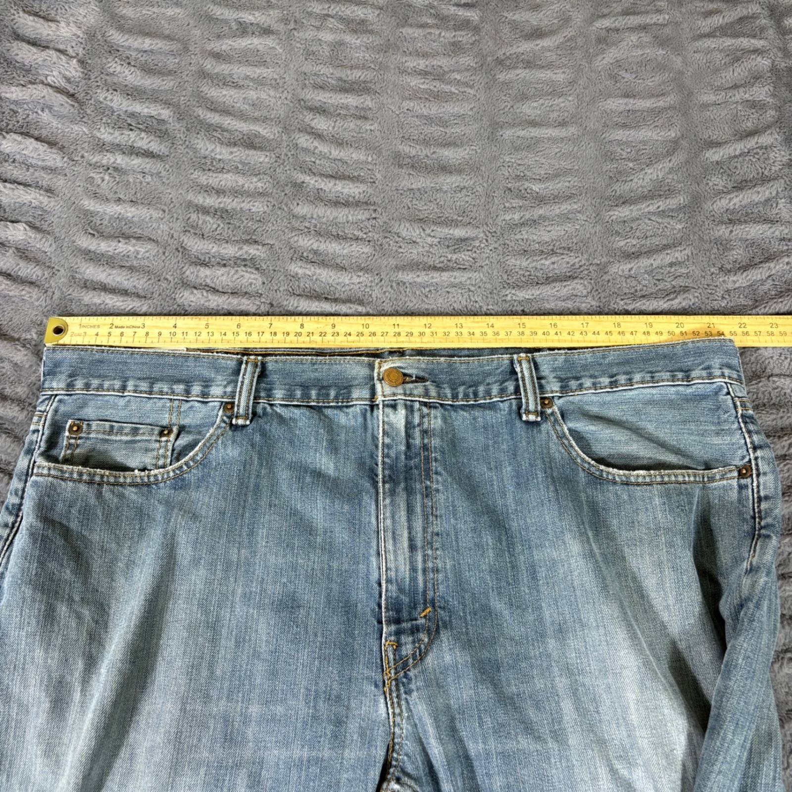 Levis 559 Relaxed Straight Leg Jeans Mens 42×34 Medium Wash Blue Denim AR323