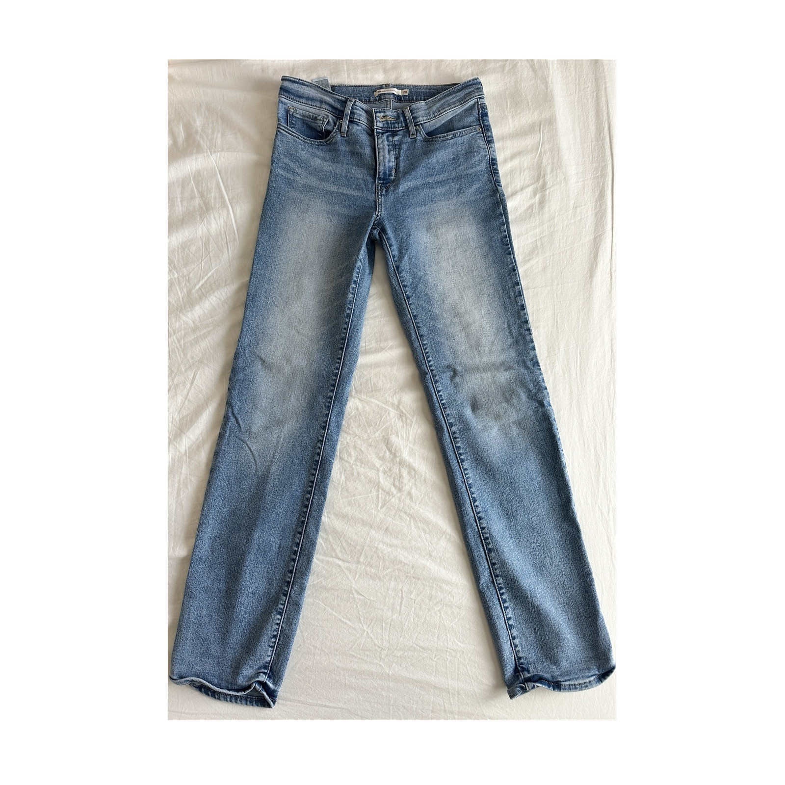 Levi’s Shaping Straight Women’s Light Wash Denim Jeans Blue Button Zip