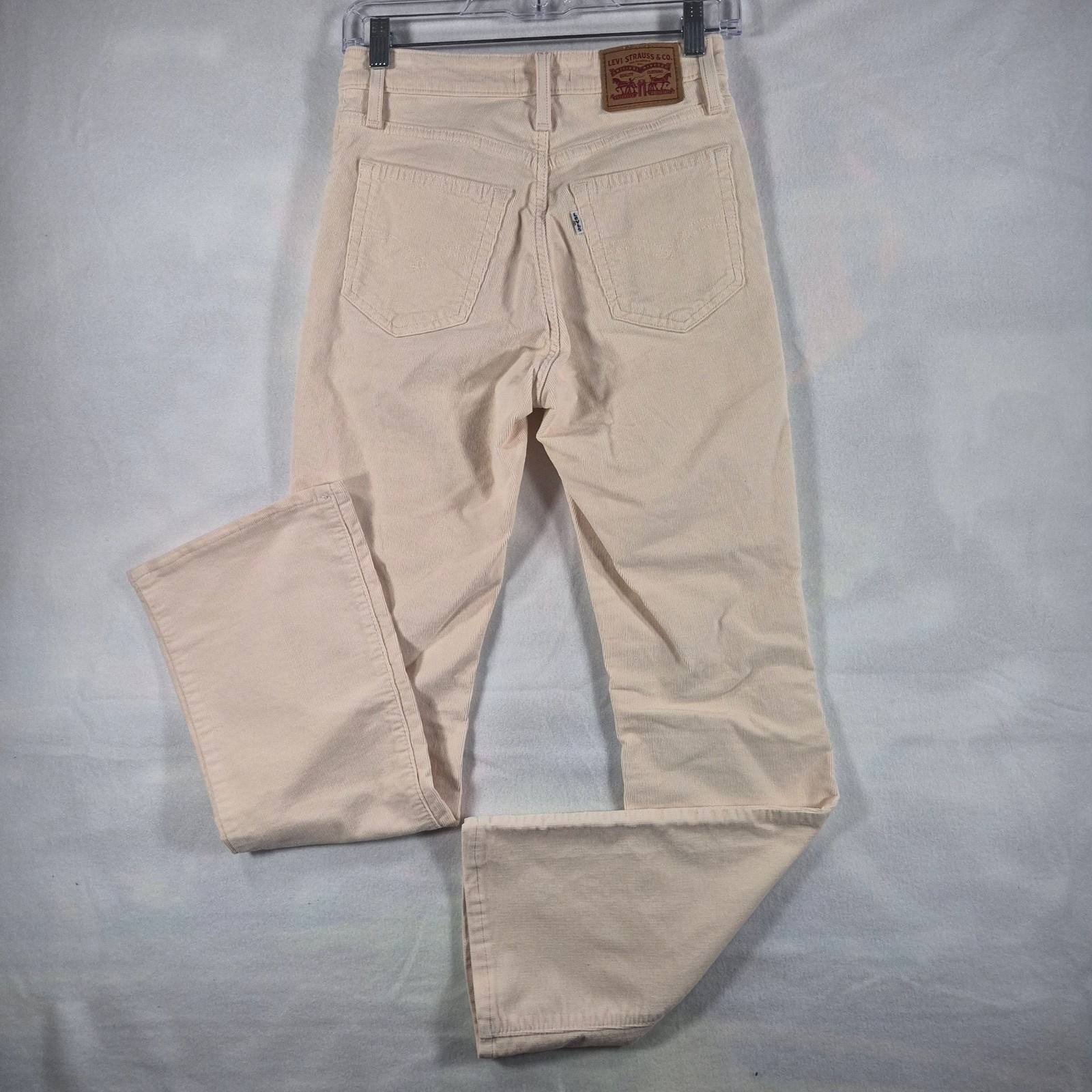 Levi’s 725 High Rise Bootcut Corduroy Pants in Cream