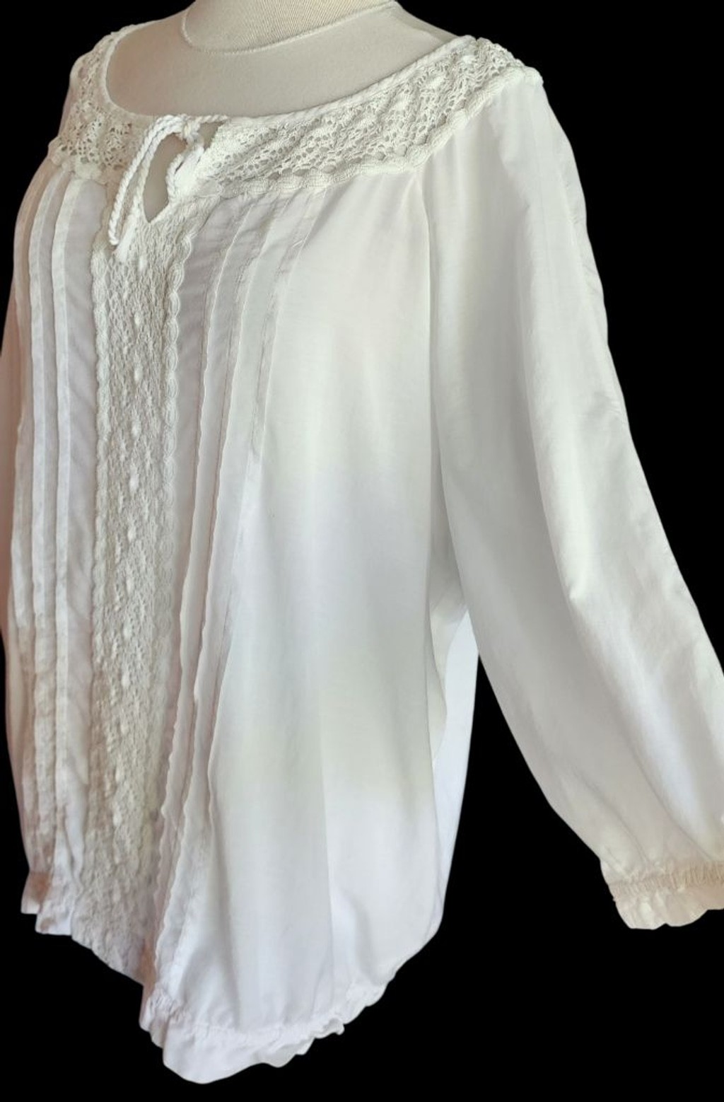 Old Navy White Lace Boho Blouse XXL 3/4 Sleeve Peasant Top Eyelet Tunic