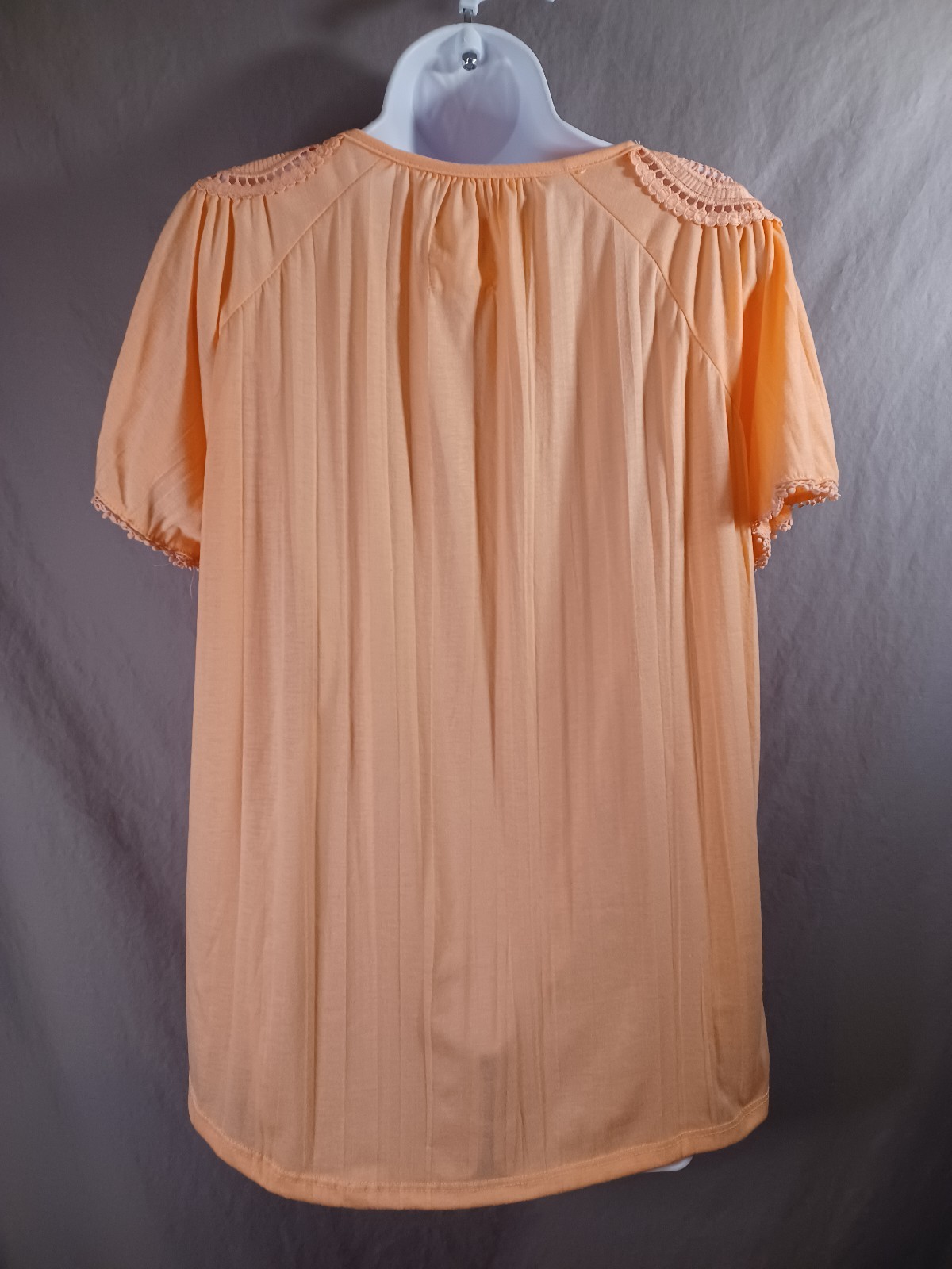 New York Laundry Peach Women V-Neck Crochet Yoke Pullover Blouse Short Sleeve 1X