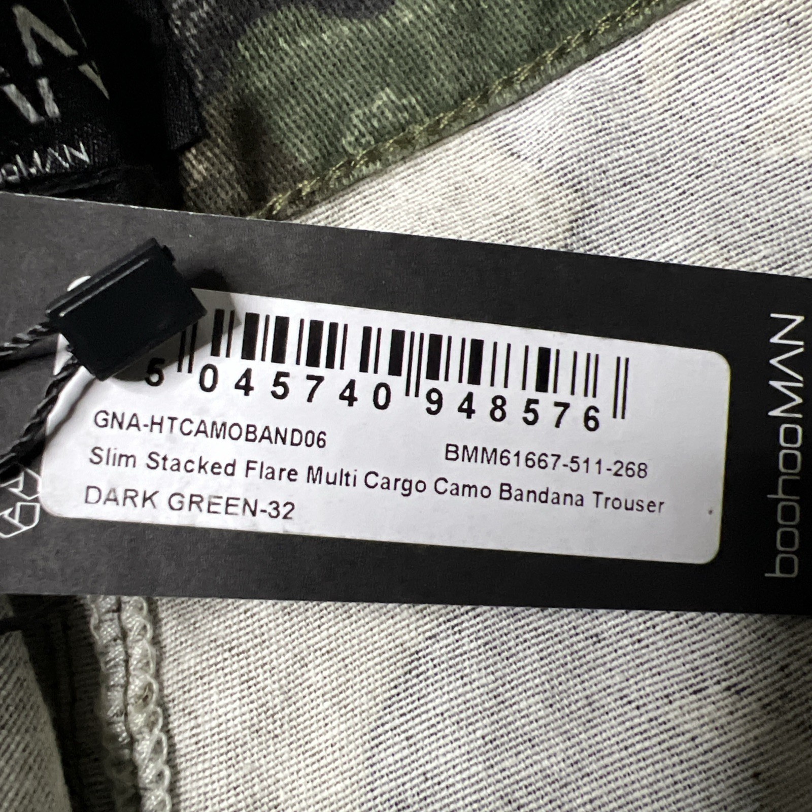 BoohooMan Stacked Pants Mens 32 Camo Bandana Print Cargo Pocket Flare Leg NWT