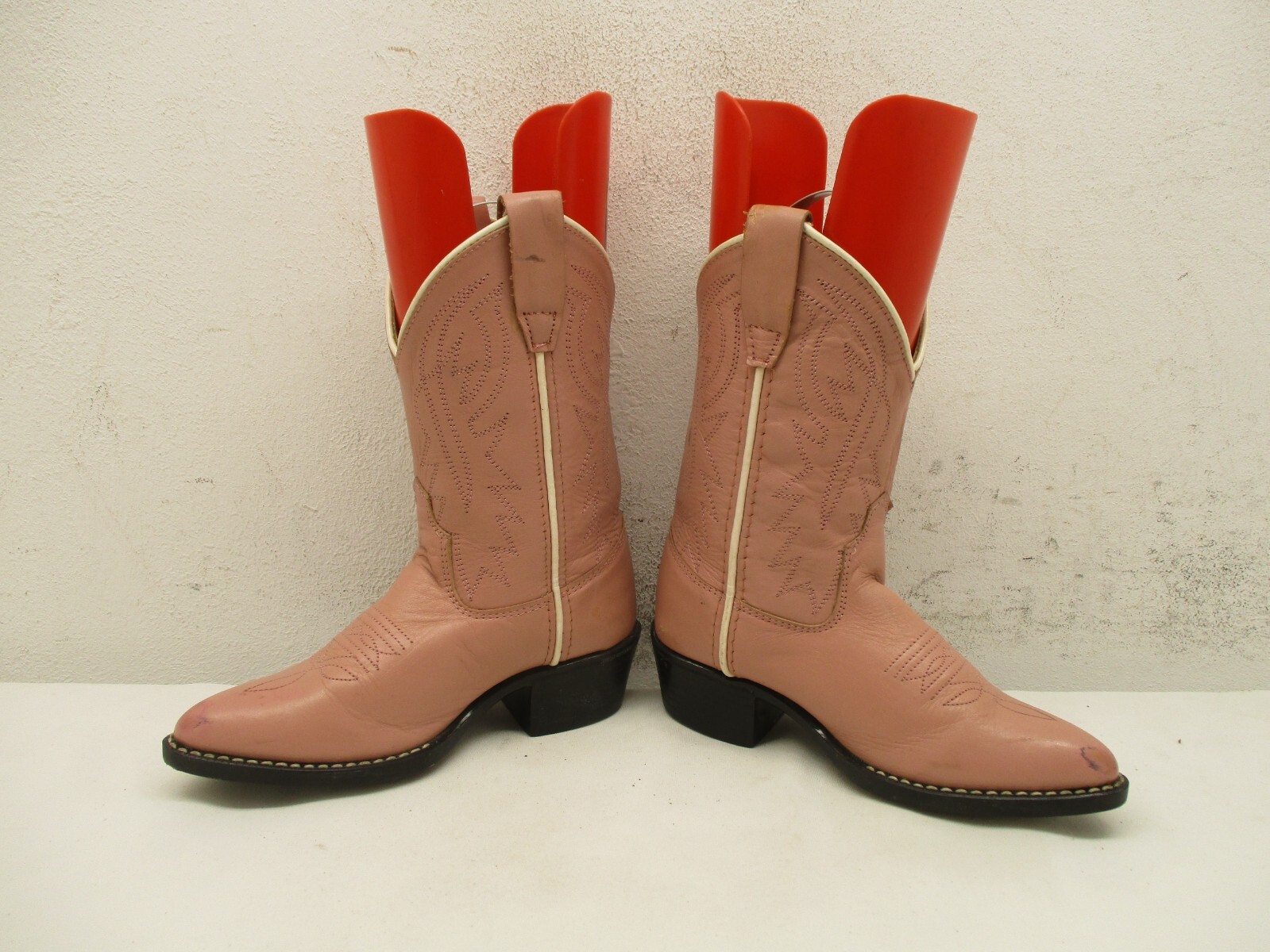 A JAMA PRODUCT Little Kid Size 12.5 Pink Leather Pointed Toe Cowboy Boots