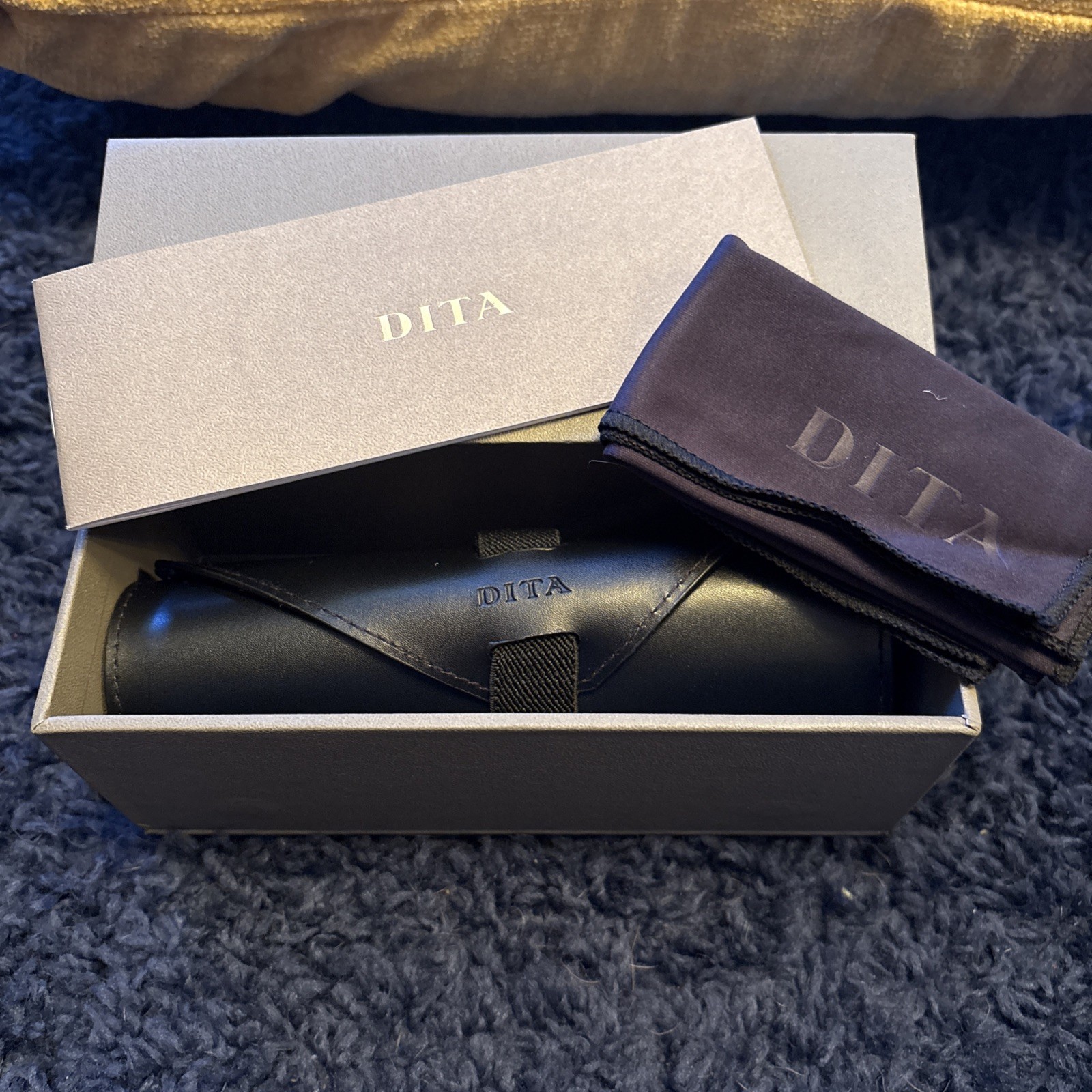 NEW Genuine DITA Glasses Box Leather Roll Case Cleaning Cloth Sunglass Packaging