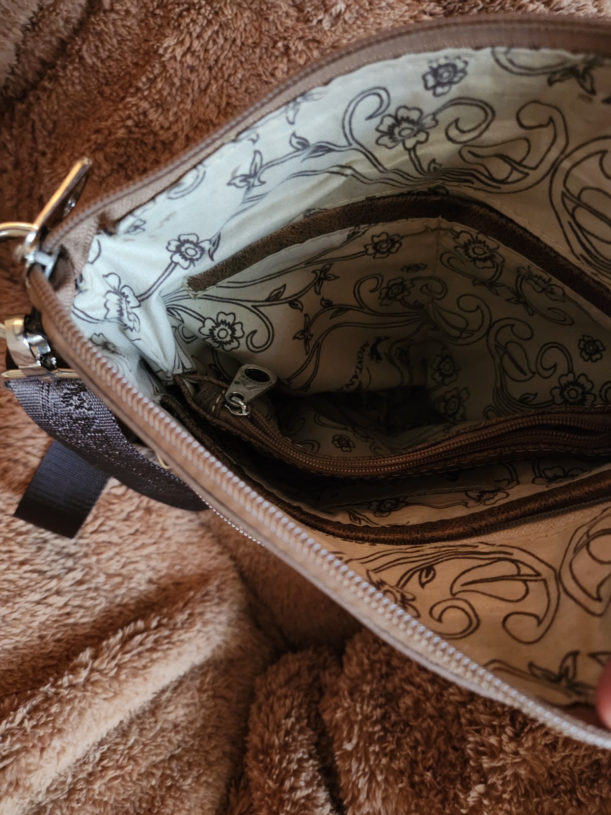 ***New without Tags*** Montana West Leather Purse With Horse design