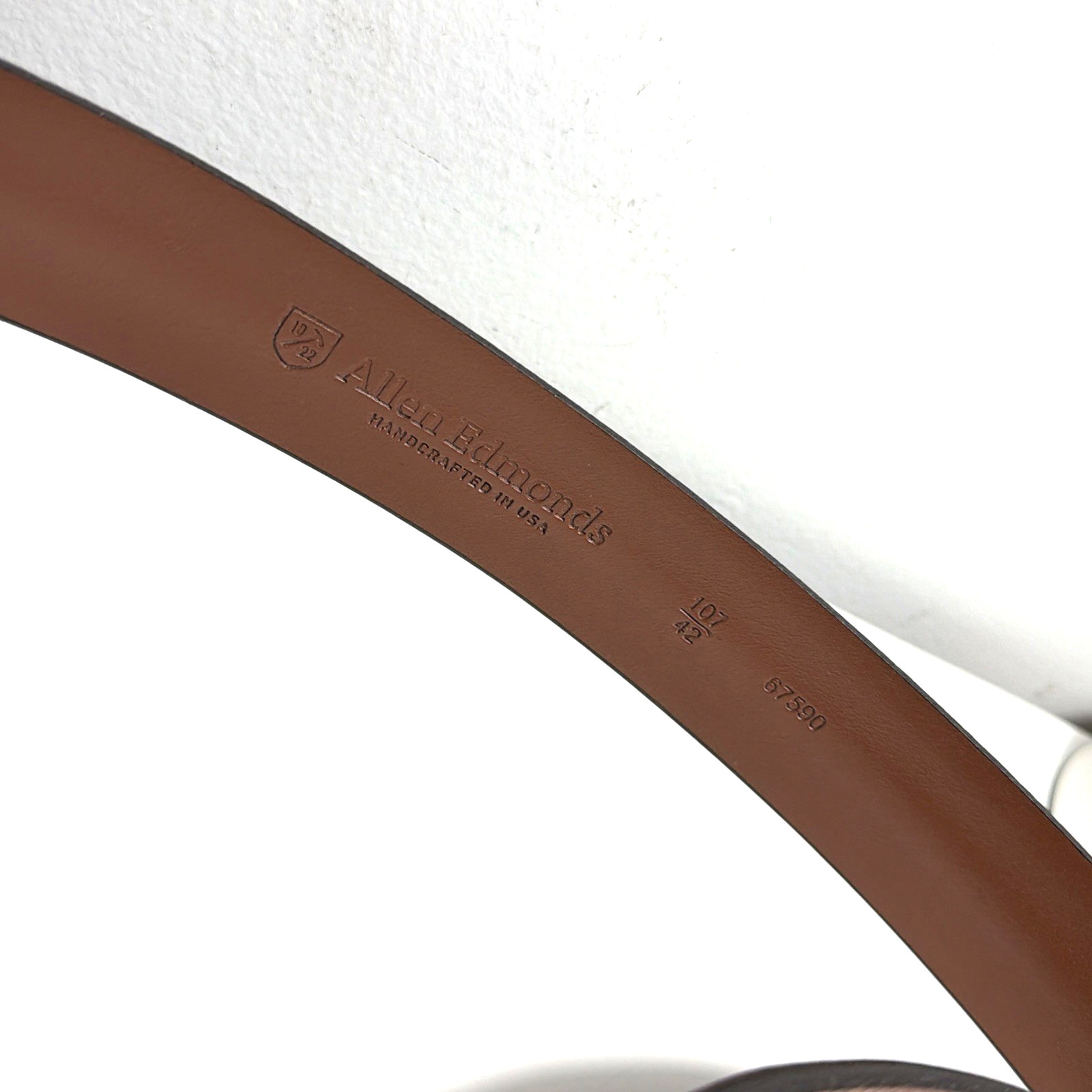 Allen Edmonds Genuine Leather Brown Belt USA Size 42 1.25″ Wide 67590 Walnut