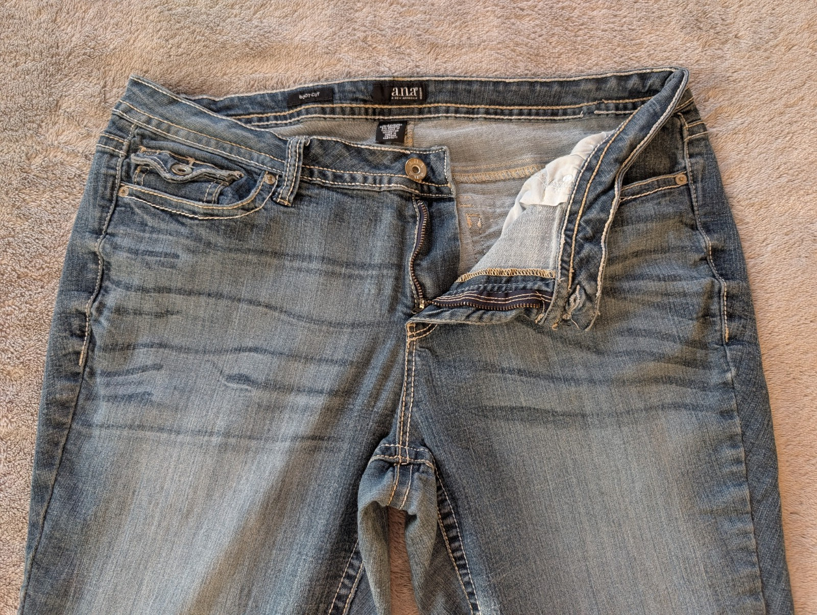 A.N.A a New Approach Jeans Women’s Size 20W Blue Boot Cut Embroidered Pockets