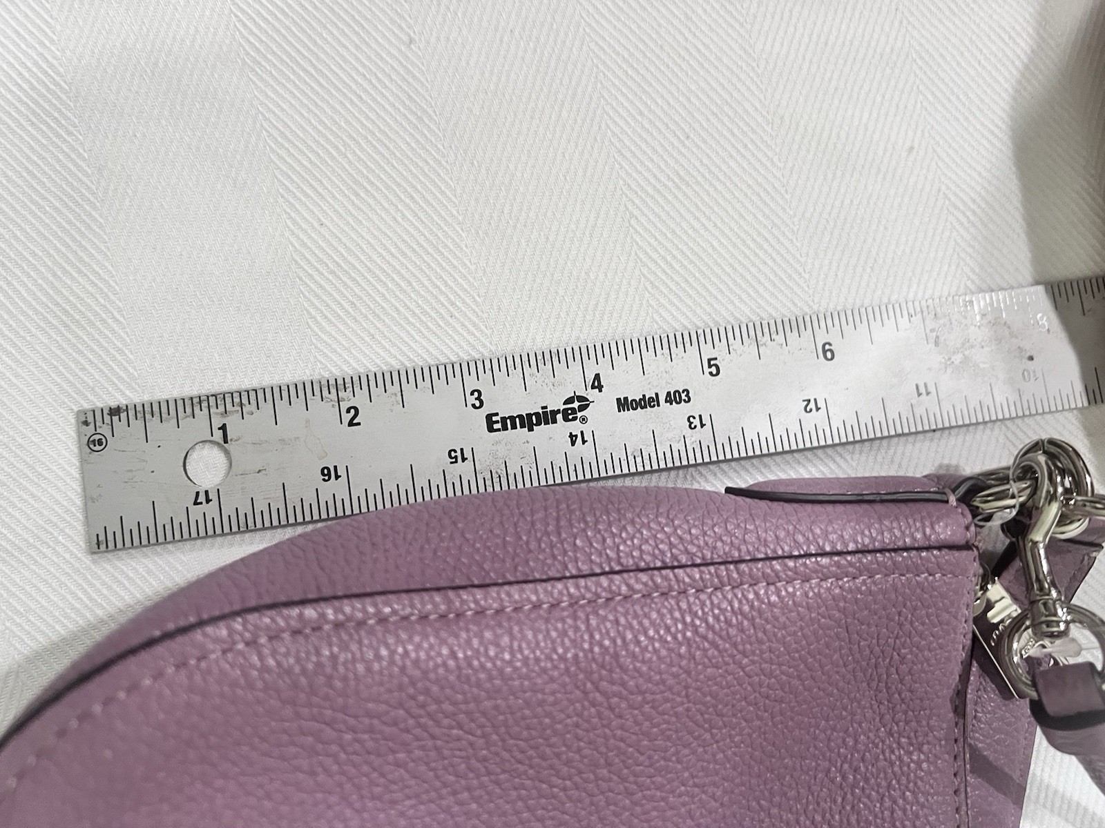 Coach Teri Shoulder Bag in Lilac Pebbled Leather Light purple 11.5 /8.5 Inches