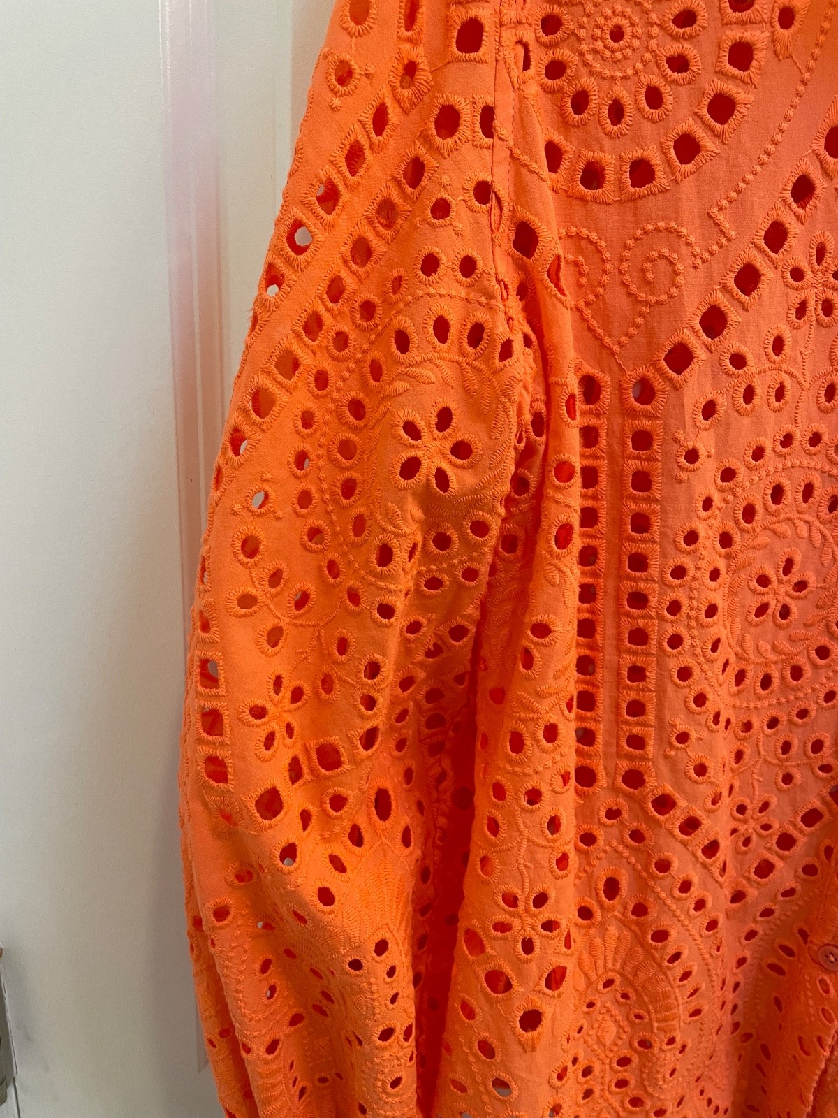 Chicos long sleeve women’s Eyelet Blouse Citrus Orange color SZ 2 US 12/14