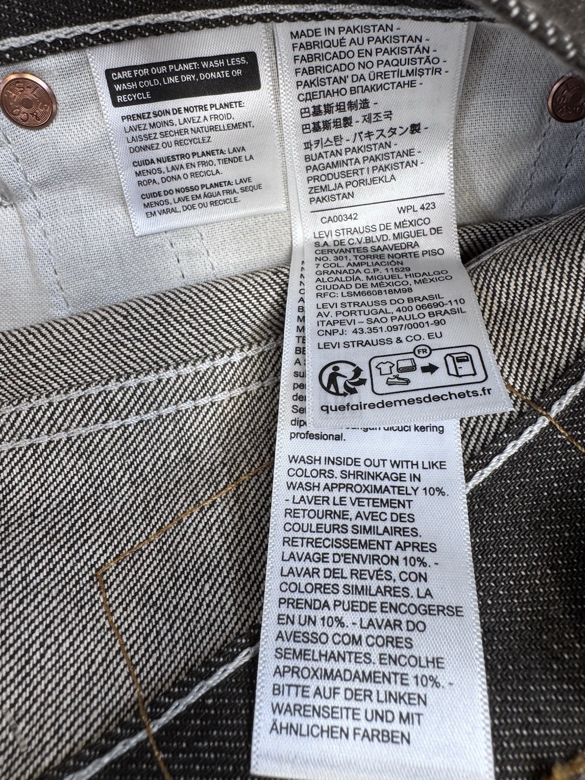 Levi’s 501 Original Shrink-to-fit Brown Button Fly Raw Denim, 30×30 NWT Men’s