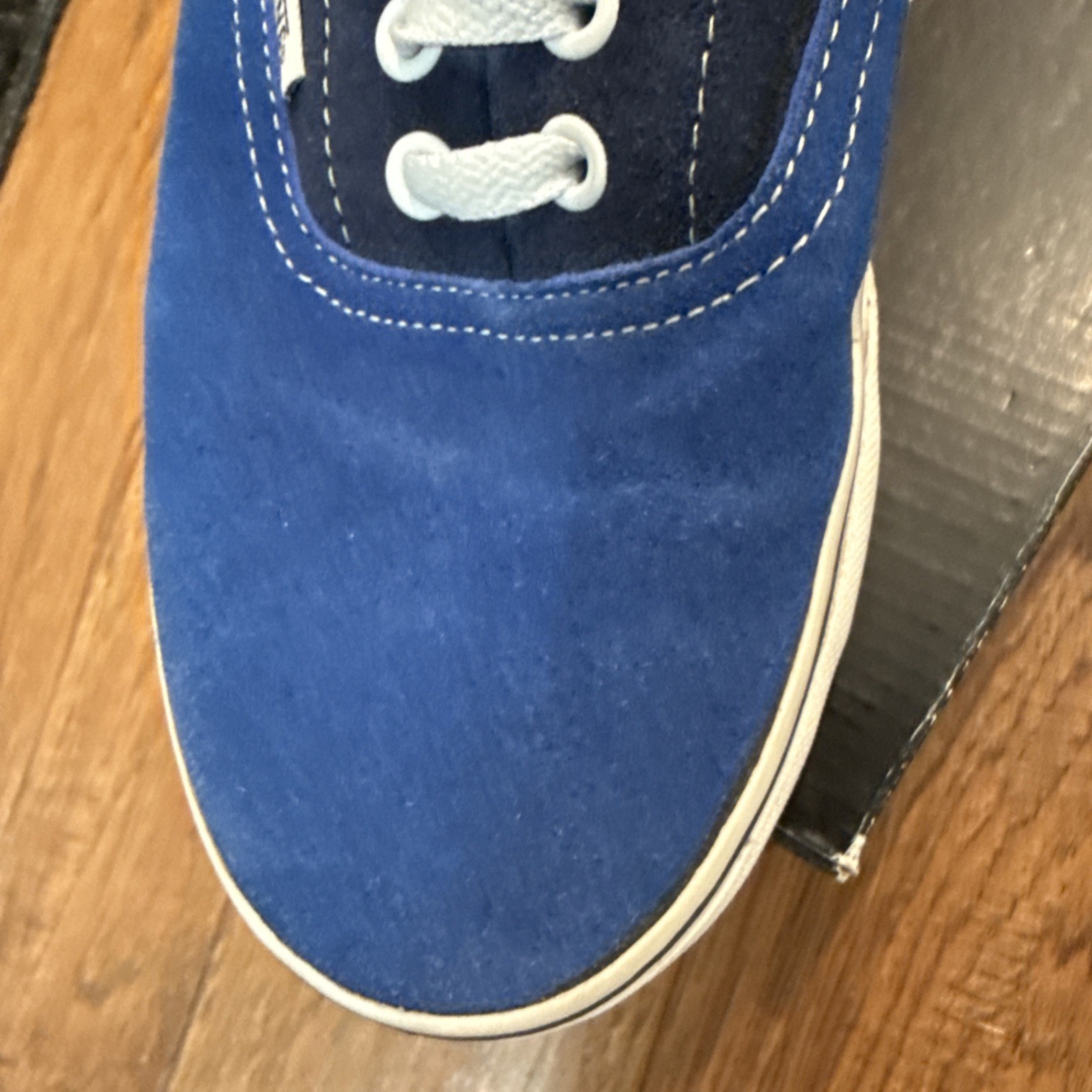 Vans Era Corduroy – 2 Tone Blue Size 10 In Box