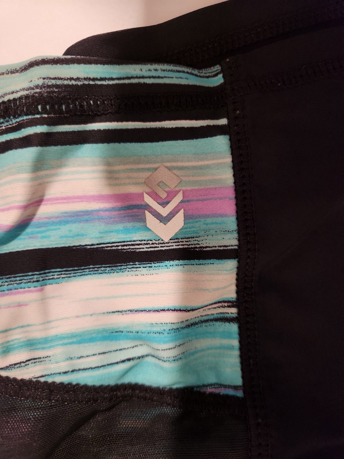 Free Country Women’s Black Striped Athletic Shorts Mesh Polyester Stretch XL