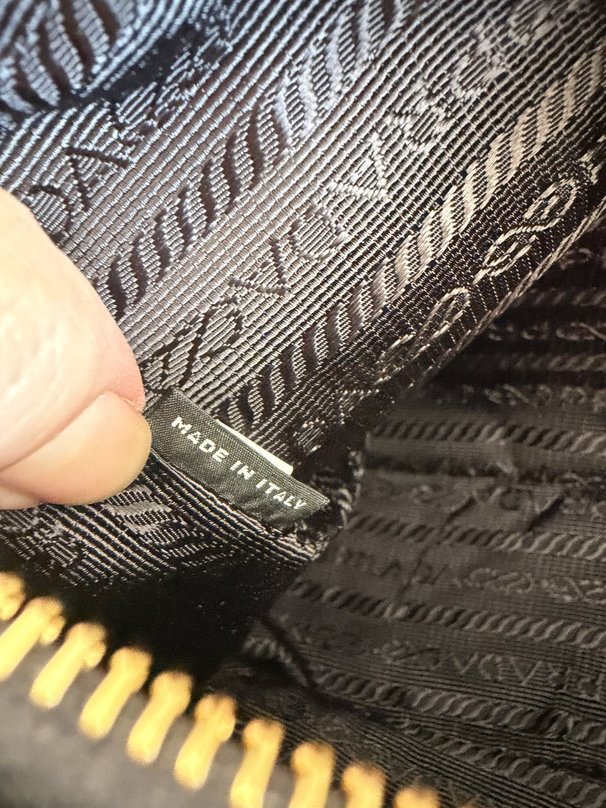 Prada Re-Edition 2005 Saffiano Leather Bag
