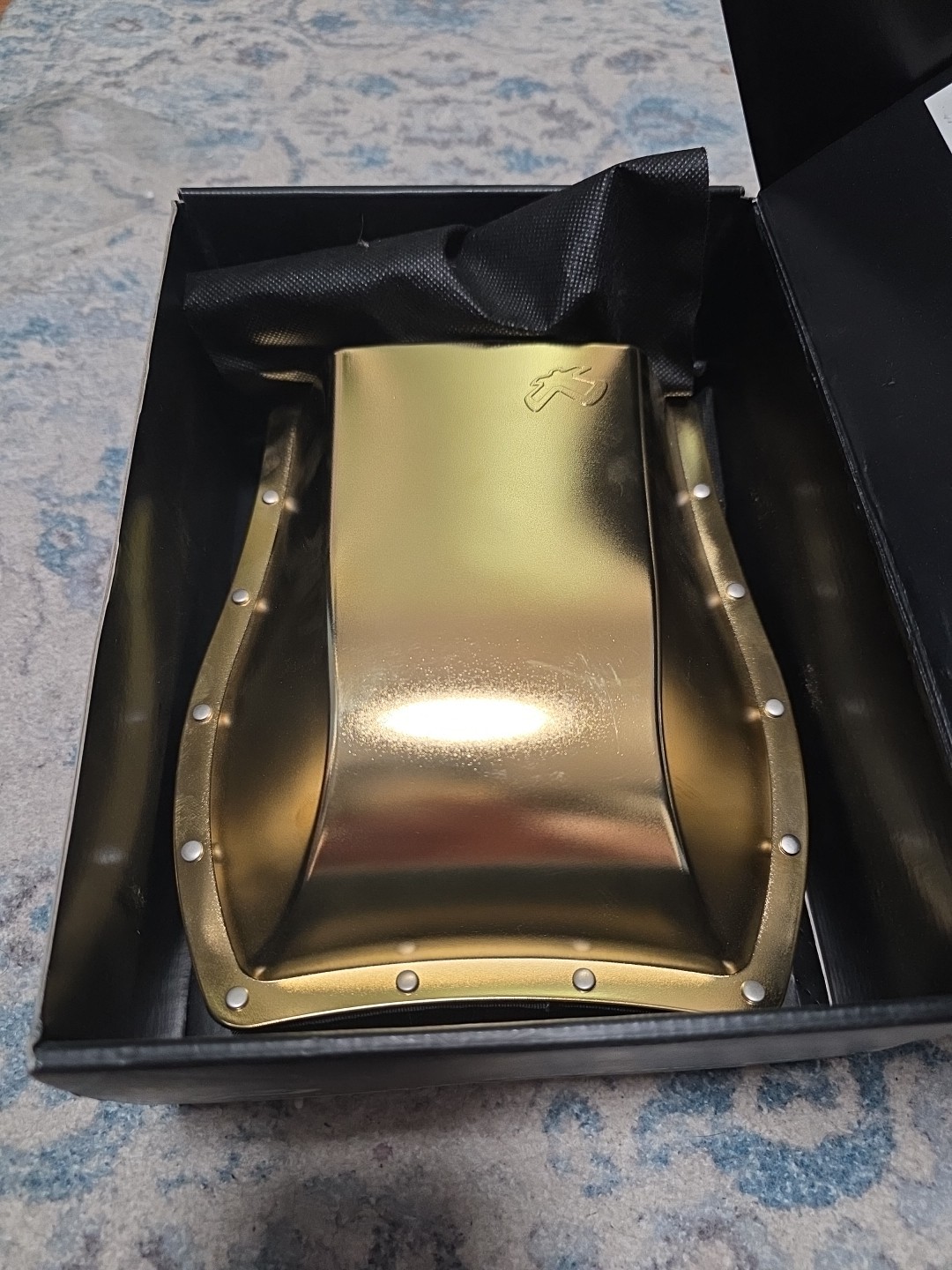 BOBLBE-E SWEDEN, HARD SHELL BACKPACK, gold LABEL, PAT. PEND’G, UNISEX