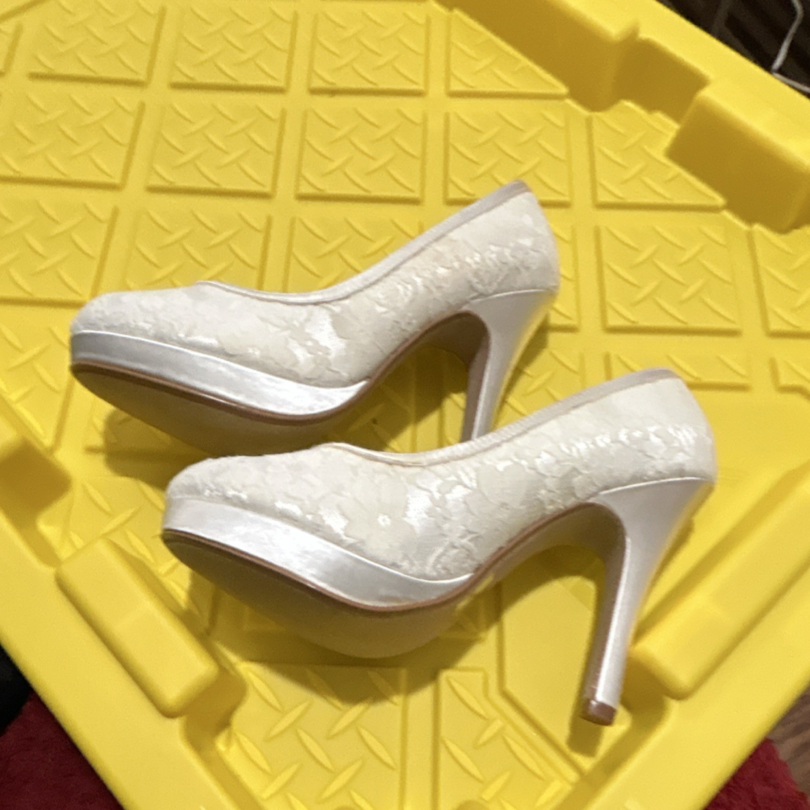 Touch Ups Ivory Satin Pump Bridal Shoes High Heel 3 in. and Up Elegant Wedding