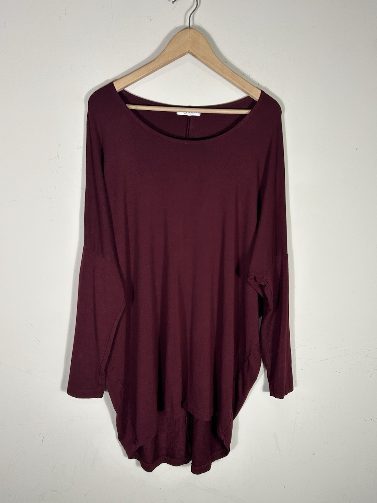 Bryn Walker Womens Tunic Top M Burgundy Rayon Spandex Lagenlook Minimalist Artsy