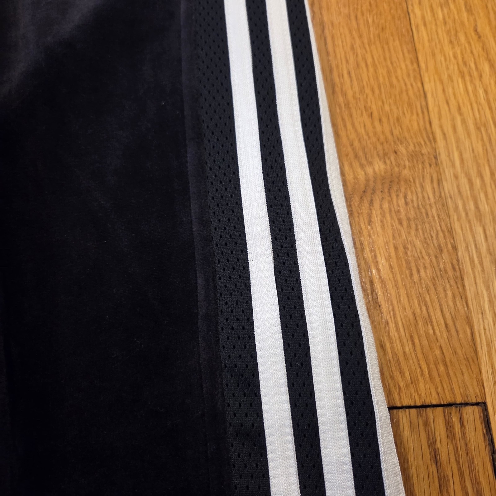 Vintage Men Adidas Black & White Velour Sweatsuit Tracksuit Velvelt NWT S M L