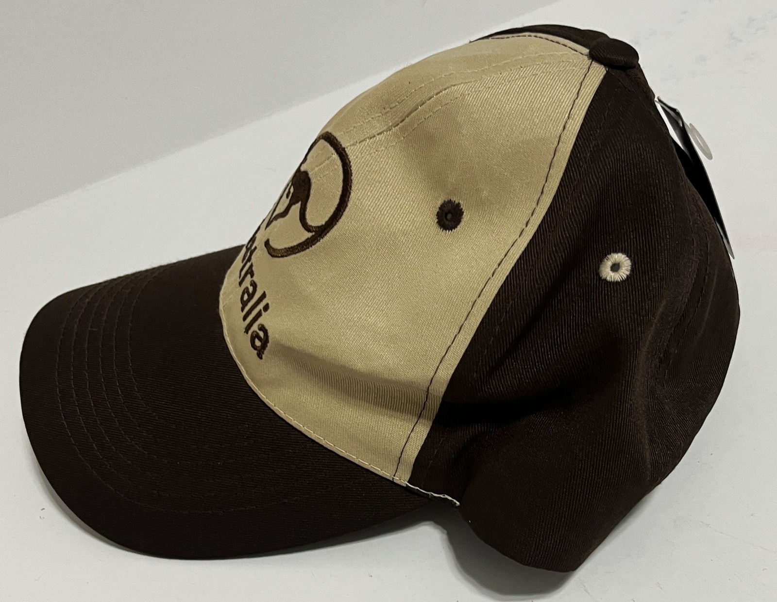 Australia Kangaroo Embroidered Baseball Cap Hat Adjustable Brown Tan Souvenir