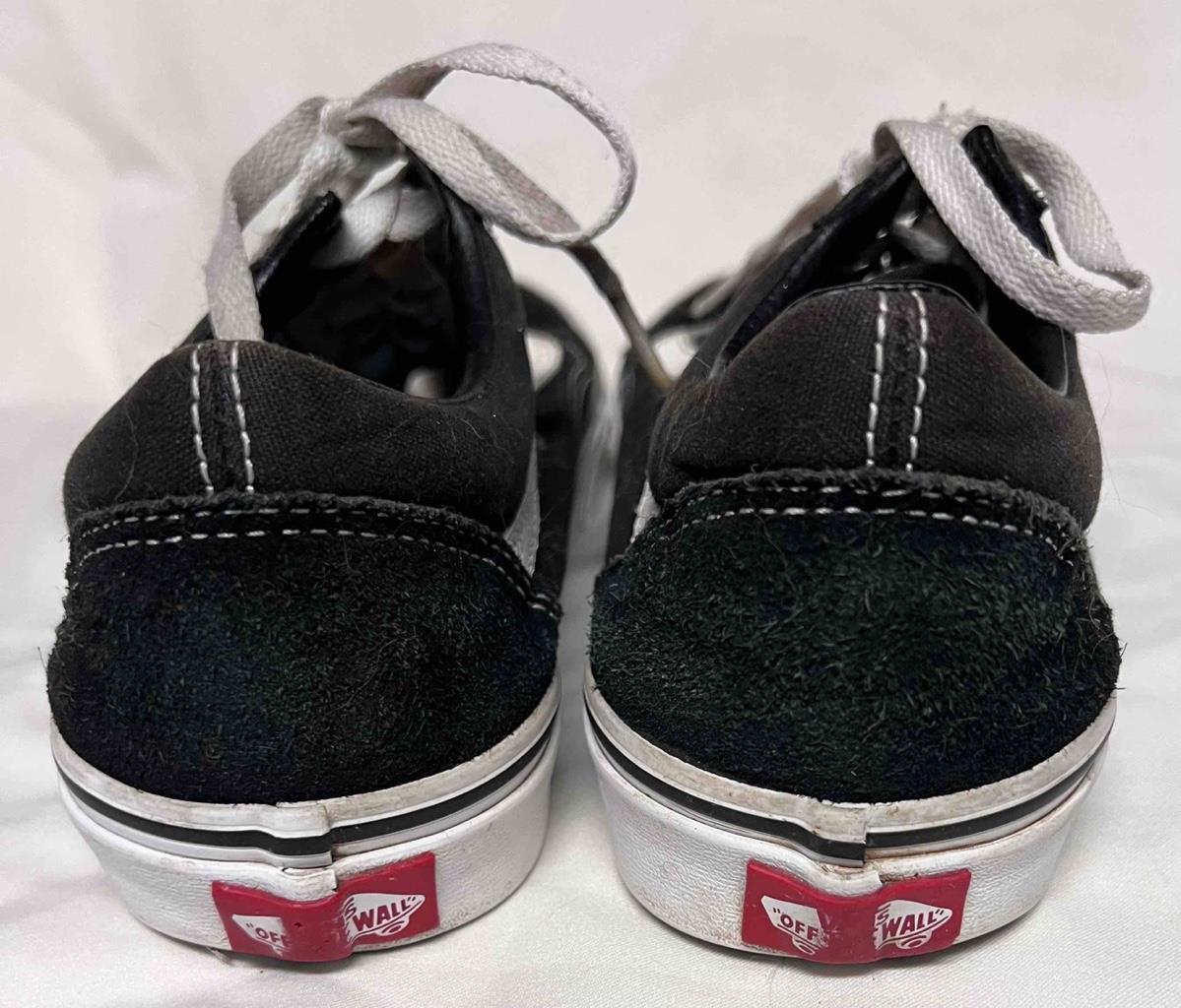 Vans Black Suede/Leather Casual or Skateboarding Shoes #500714 Men 6.5 Women 8