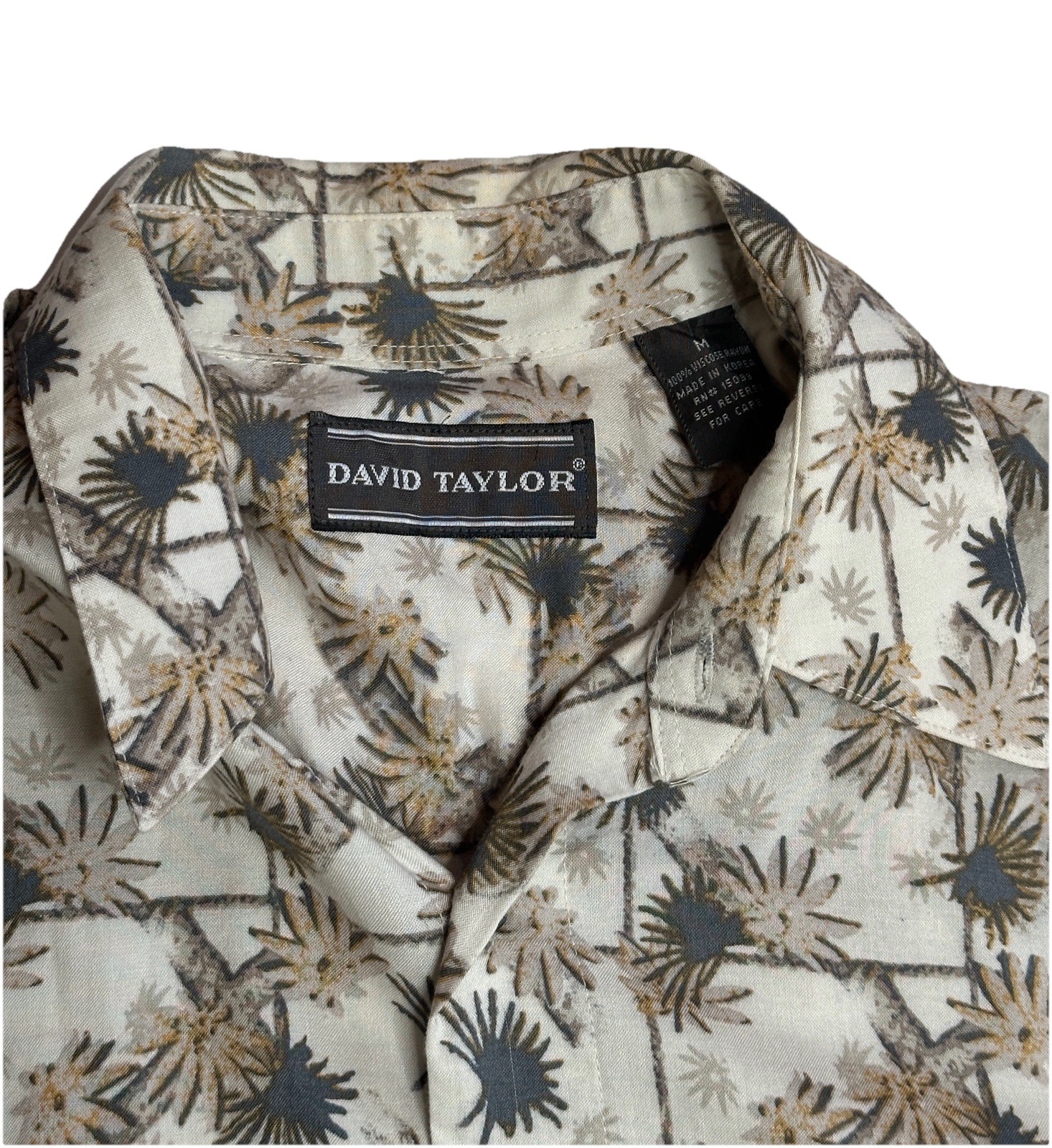 David Taylor Collection Hawaiian Shirt Men’s Short Sleeve Size Medium Cream Gray