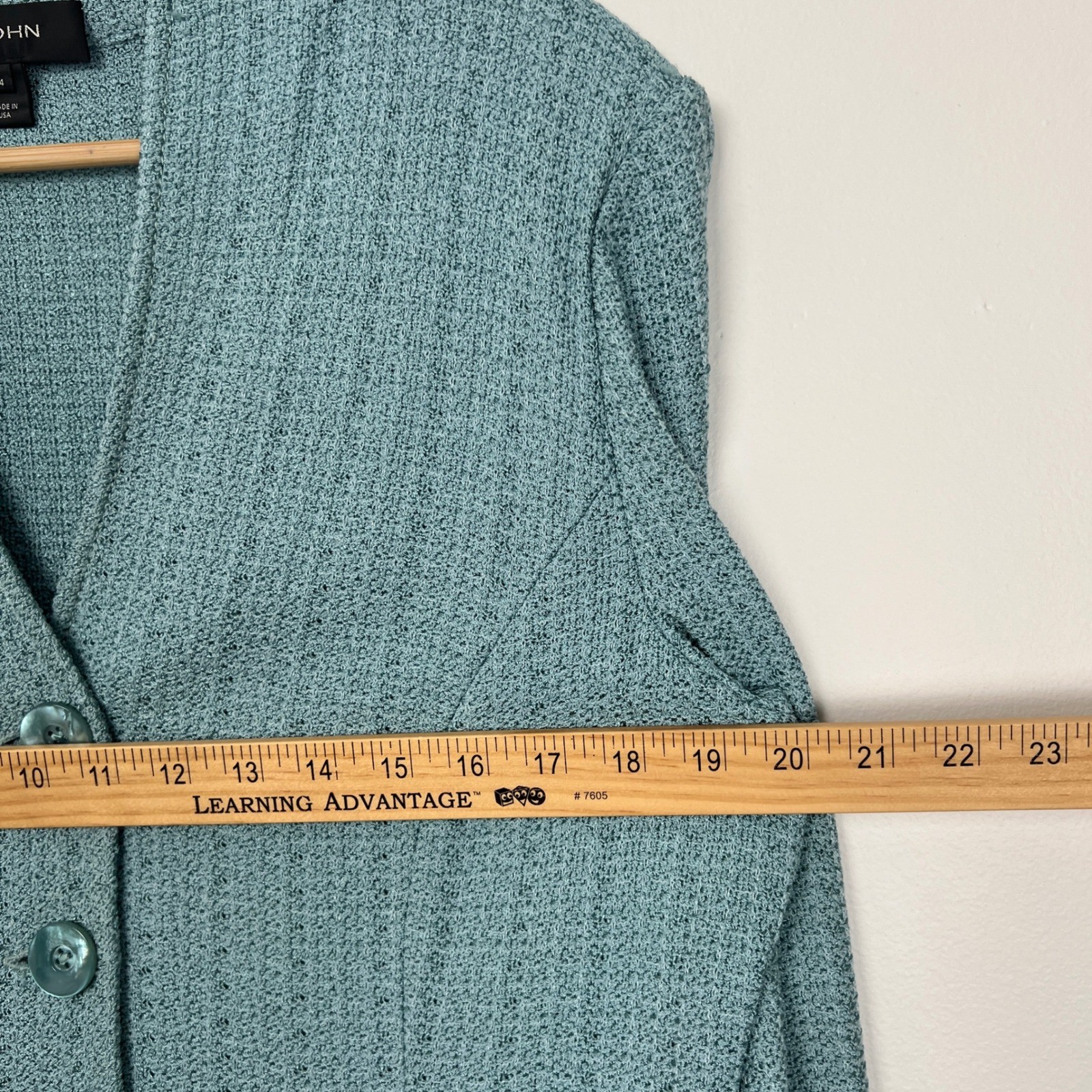 St. John Aqua Teal Blue Textured Knit Blazer Shell Jacket Size 14 USA V-Neck